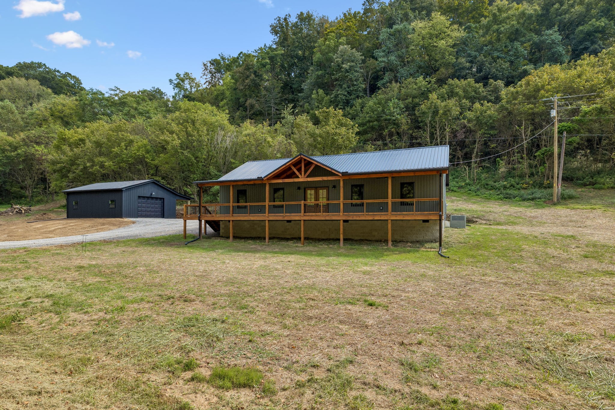 194 Sloan Branch Rd Property Photo 1