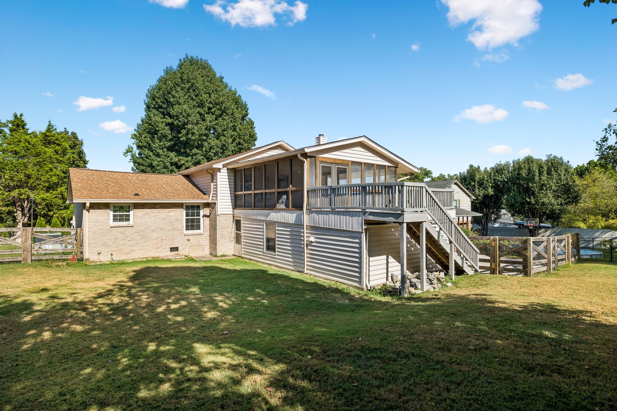 708 Countrywood Dr Property Photo 40
