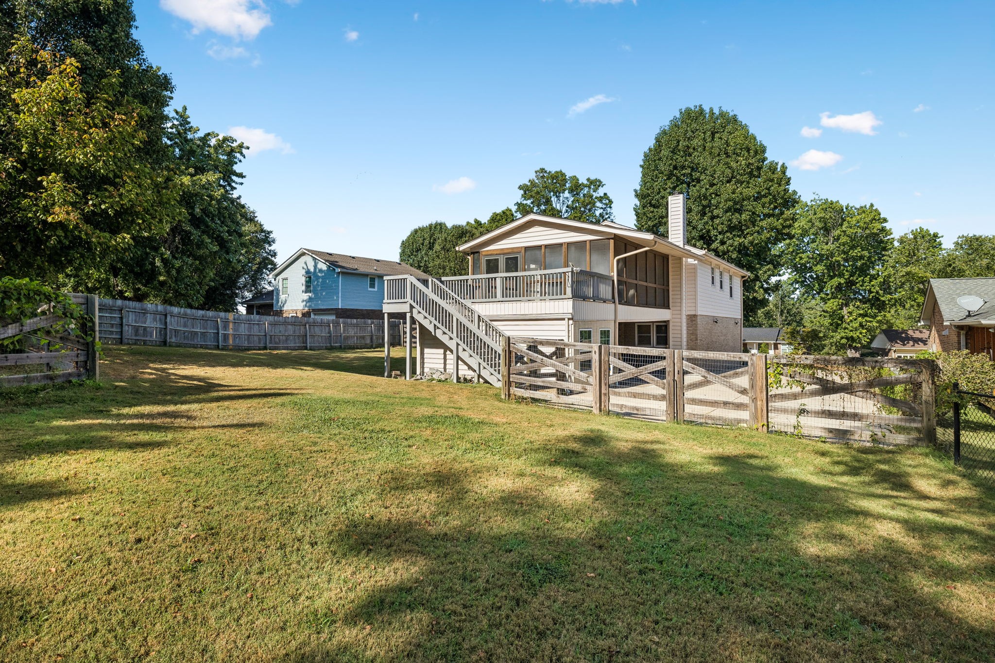 708 Countrywood Dr Property Photo 42