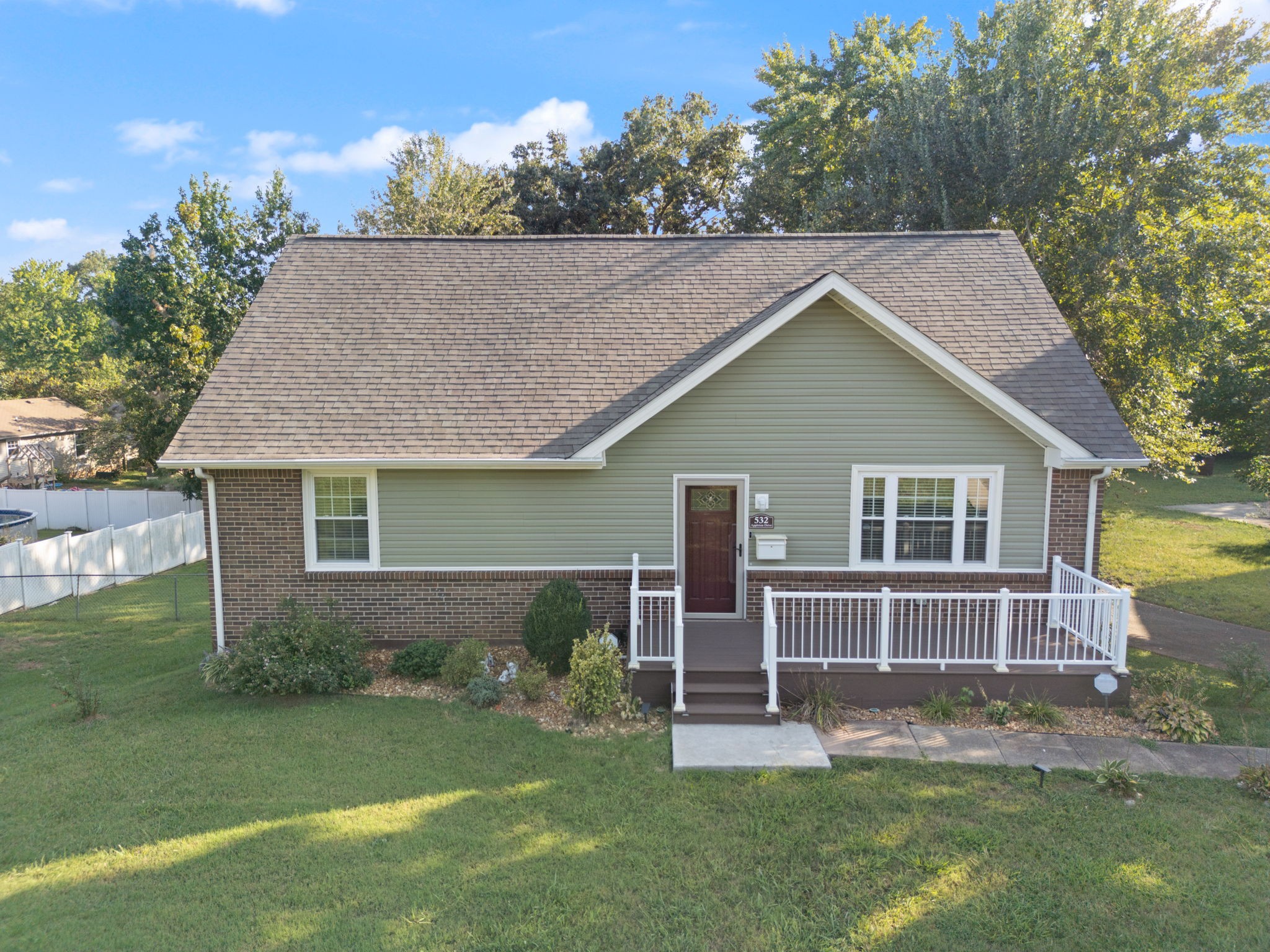 532 Appleton Dr Property Photo 3