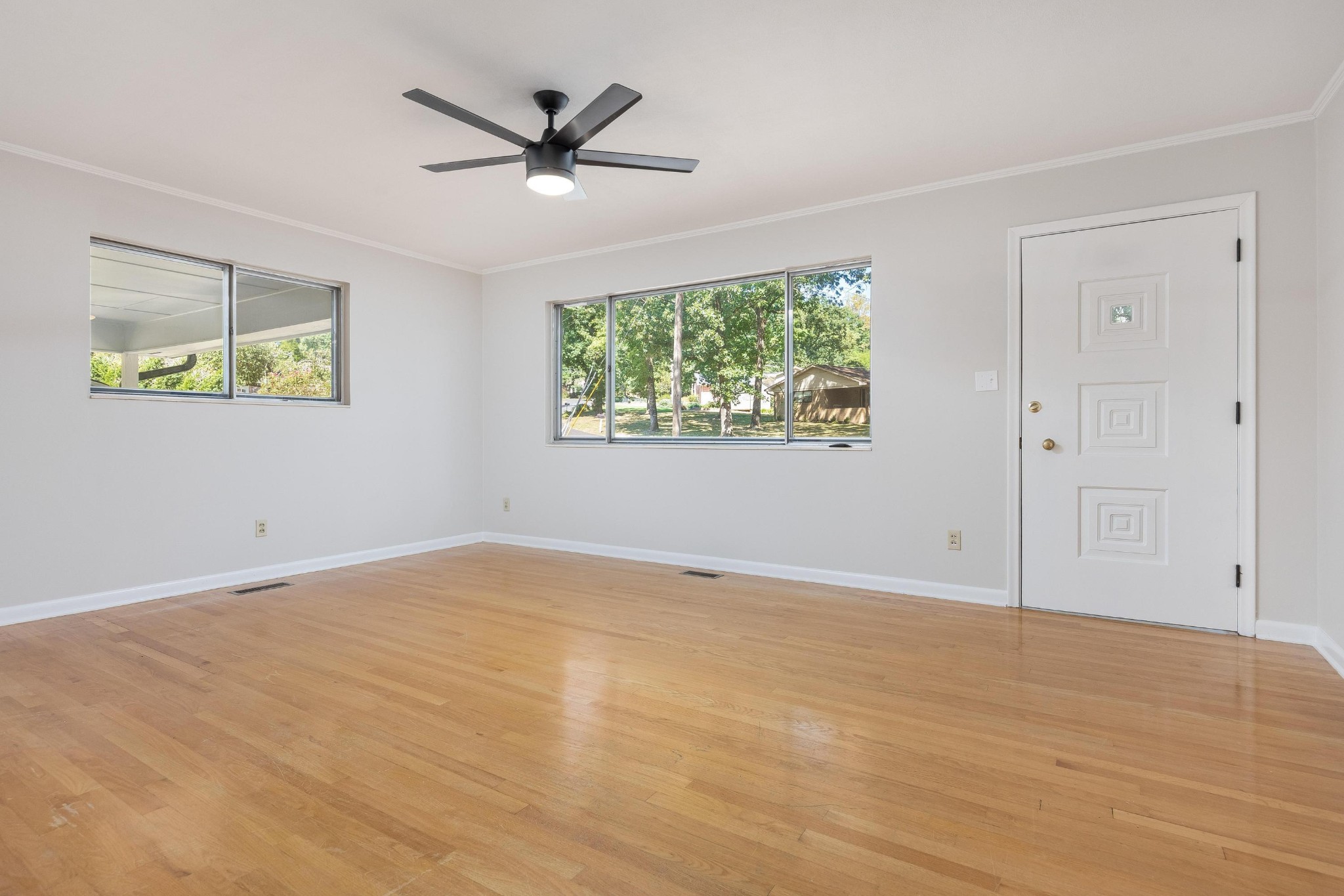 1109 Peerless Drive, Nw Property Photo 5