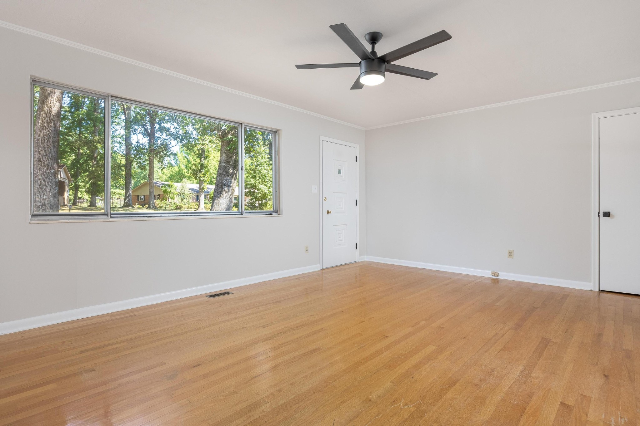 1109 Peerless Dr, Nw Property Photo 7