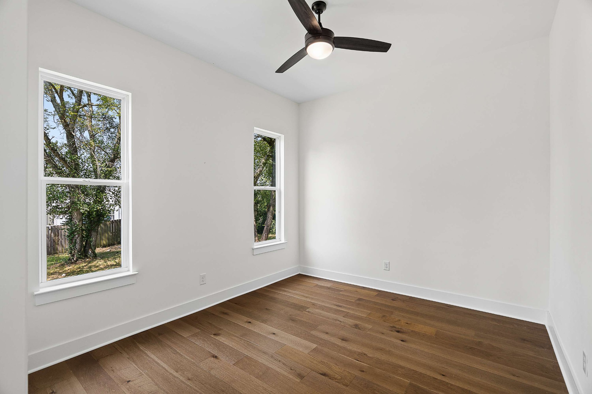 1117a 38th Ave, N Property Photo 18