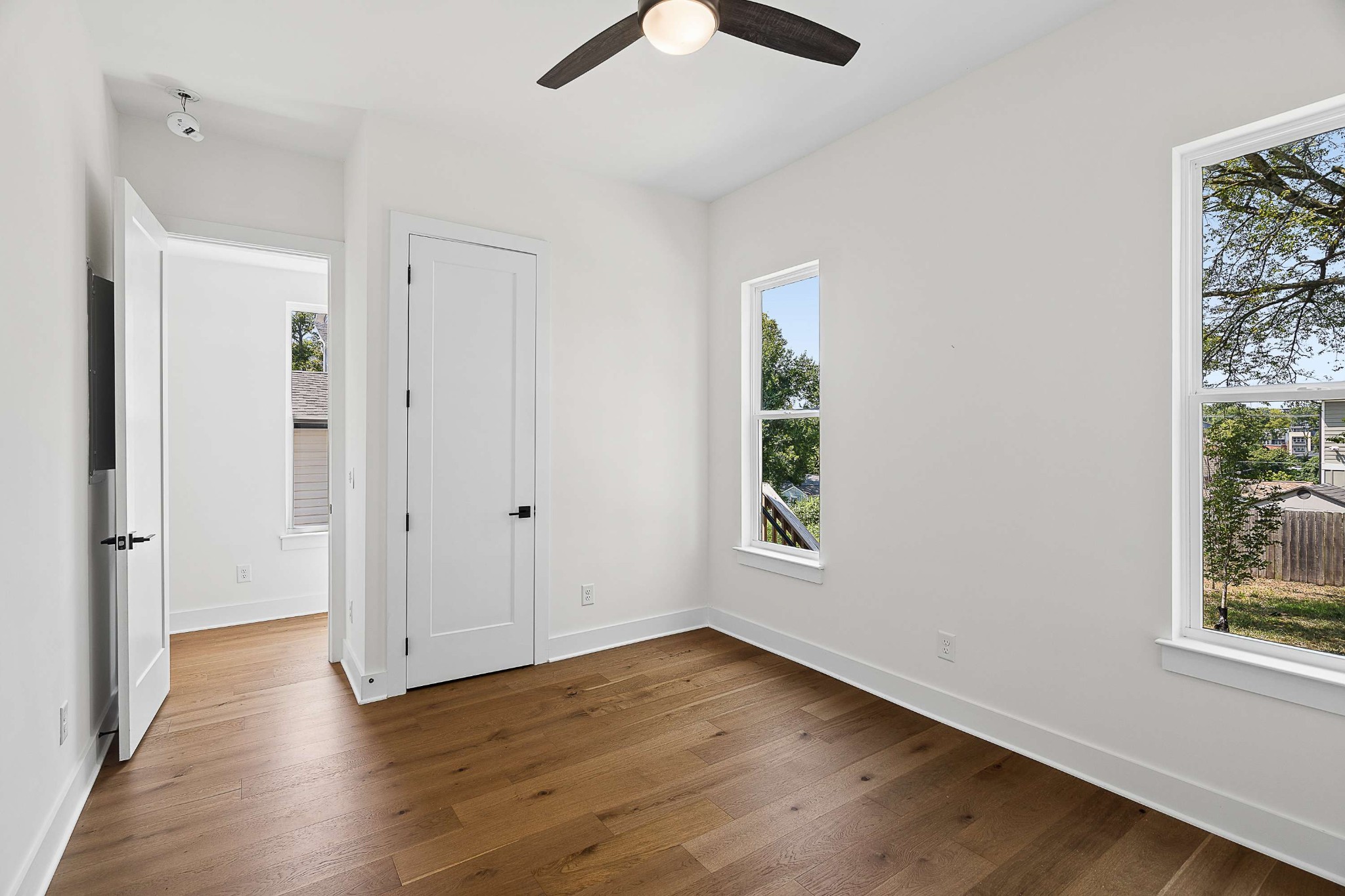 1117a 38th Ave, N Property Photo 19