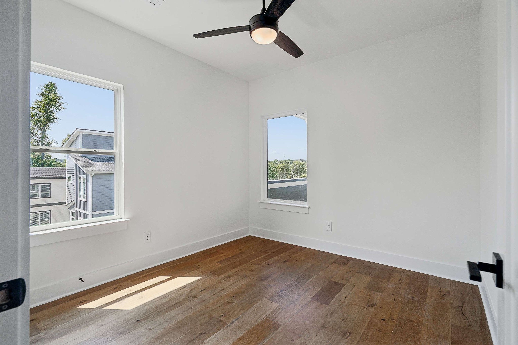 1117a 38th Ave, N Property Photo 22