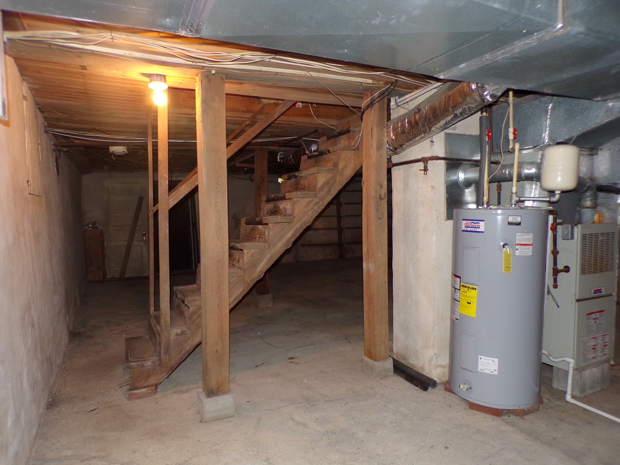 408 W Main St Property Photo 95