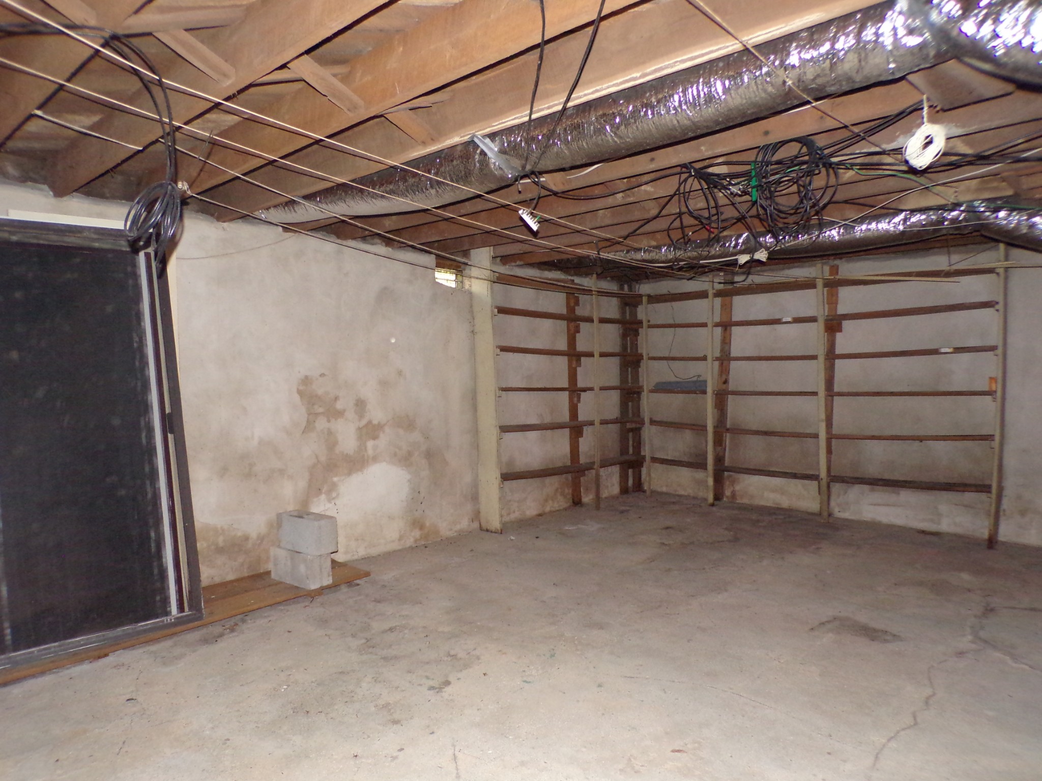 408 W Main St Property Photo 98