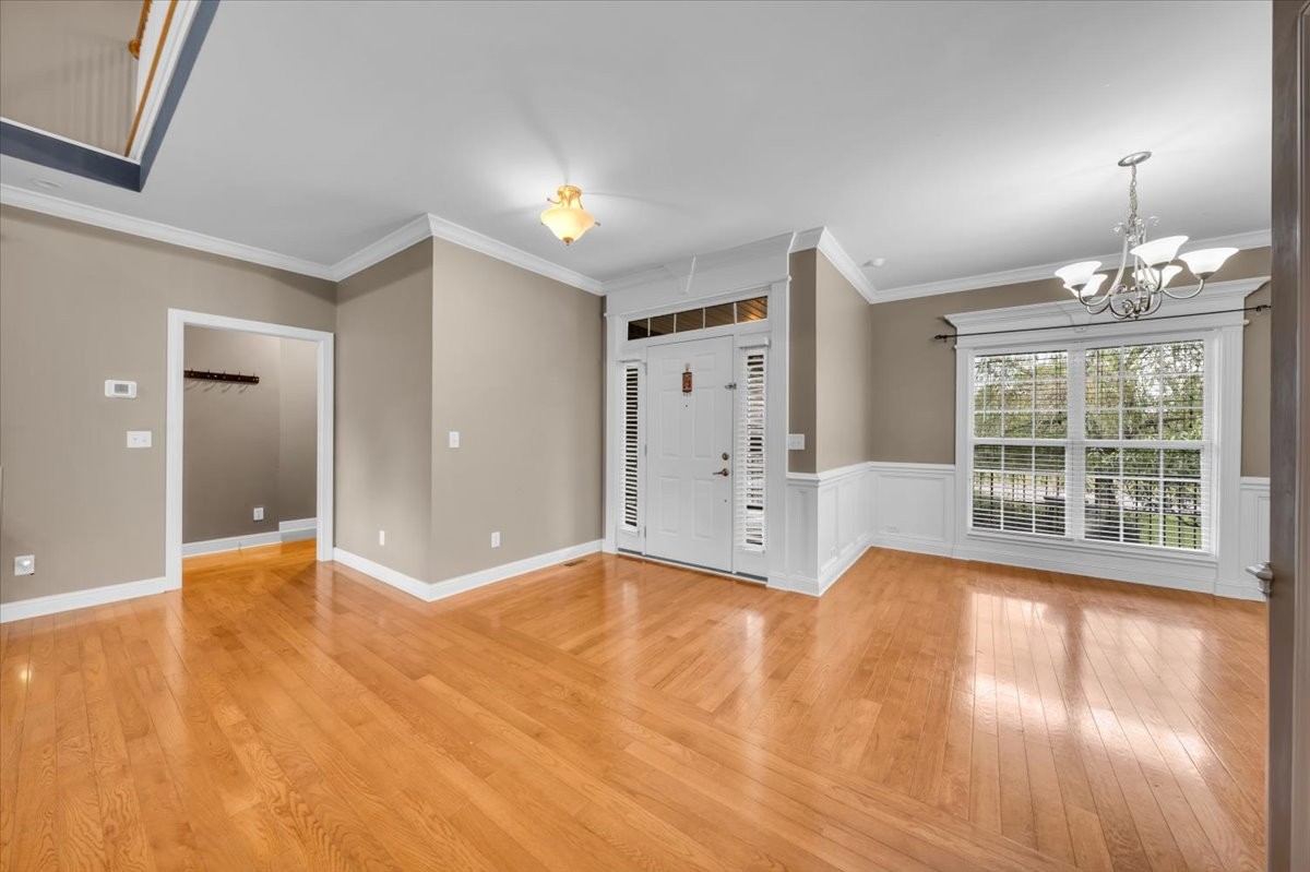 1204 Lunar Dr Property Photo 6