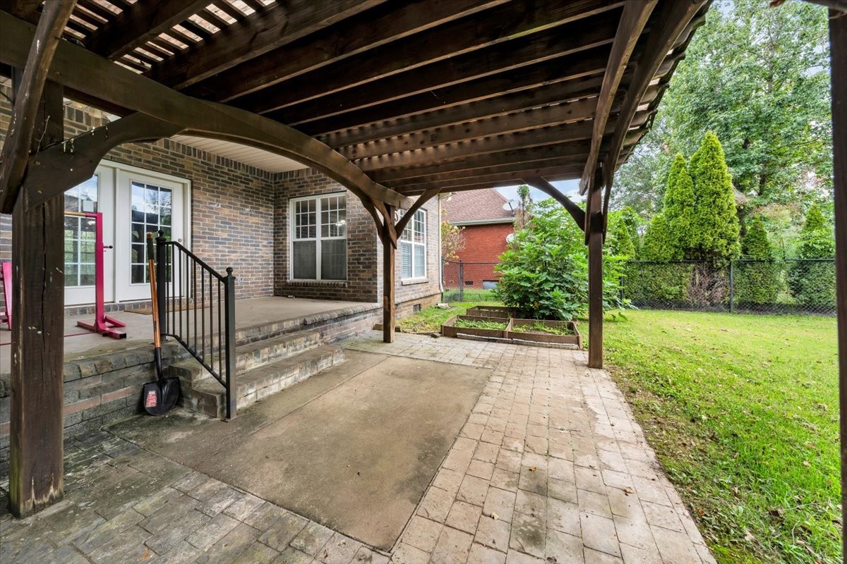 1204 Lunar Dr Property Photo 31