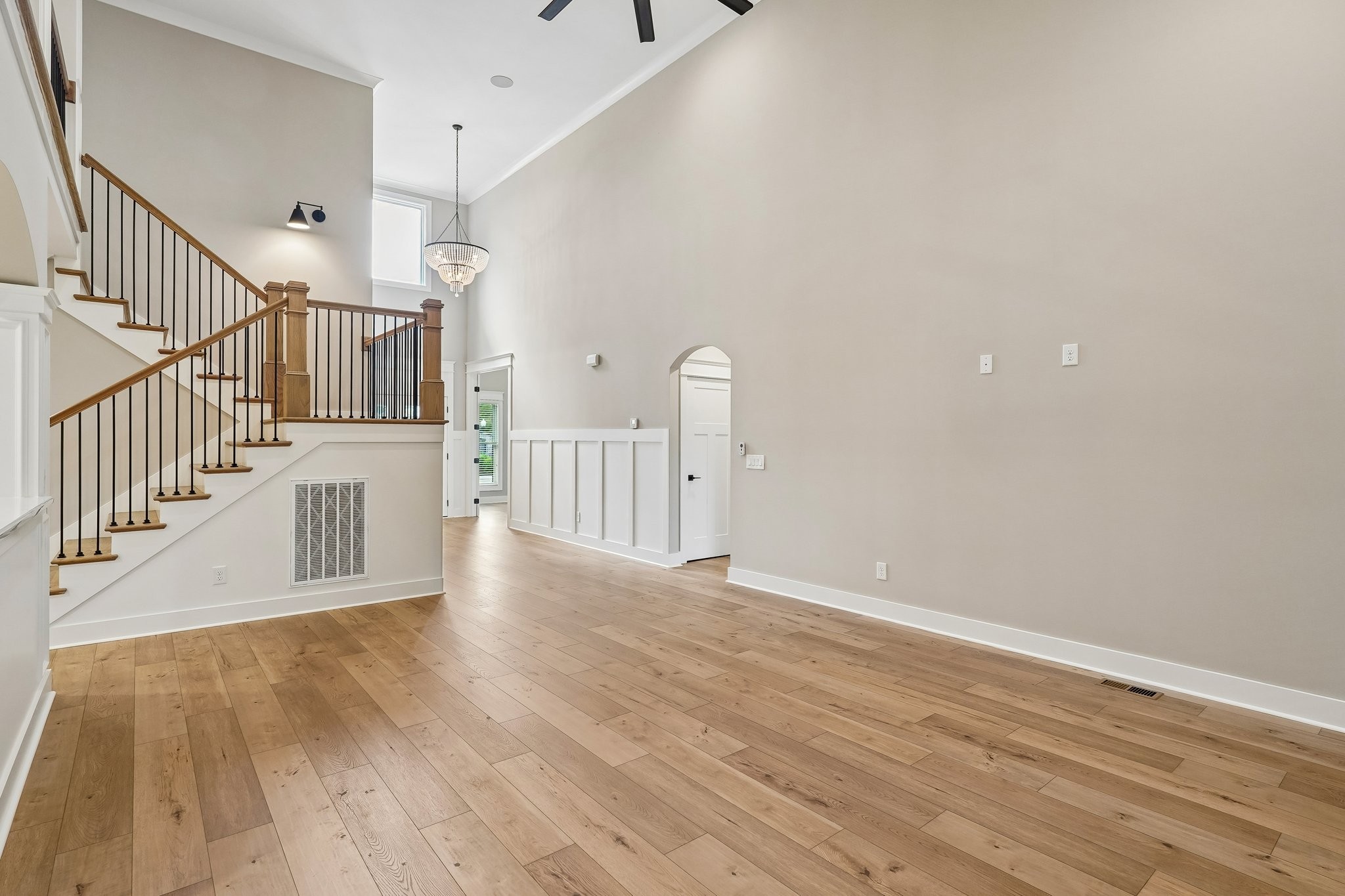 1003 Quillen Way Property Photo 8