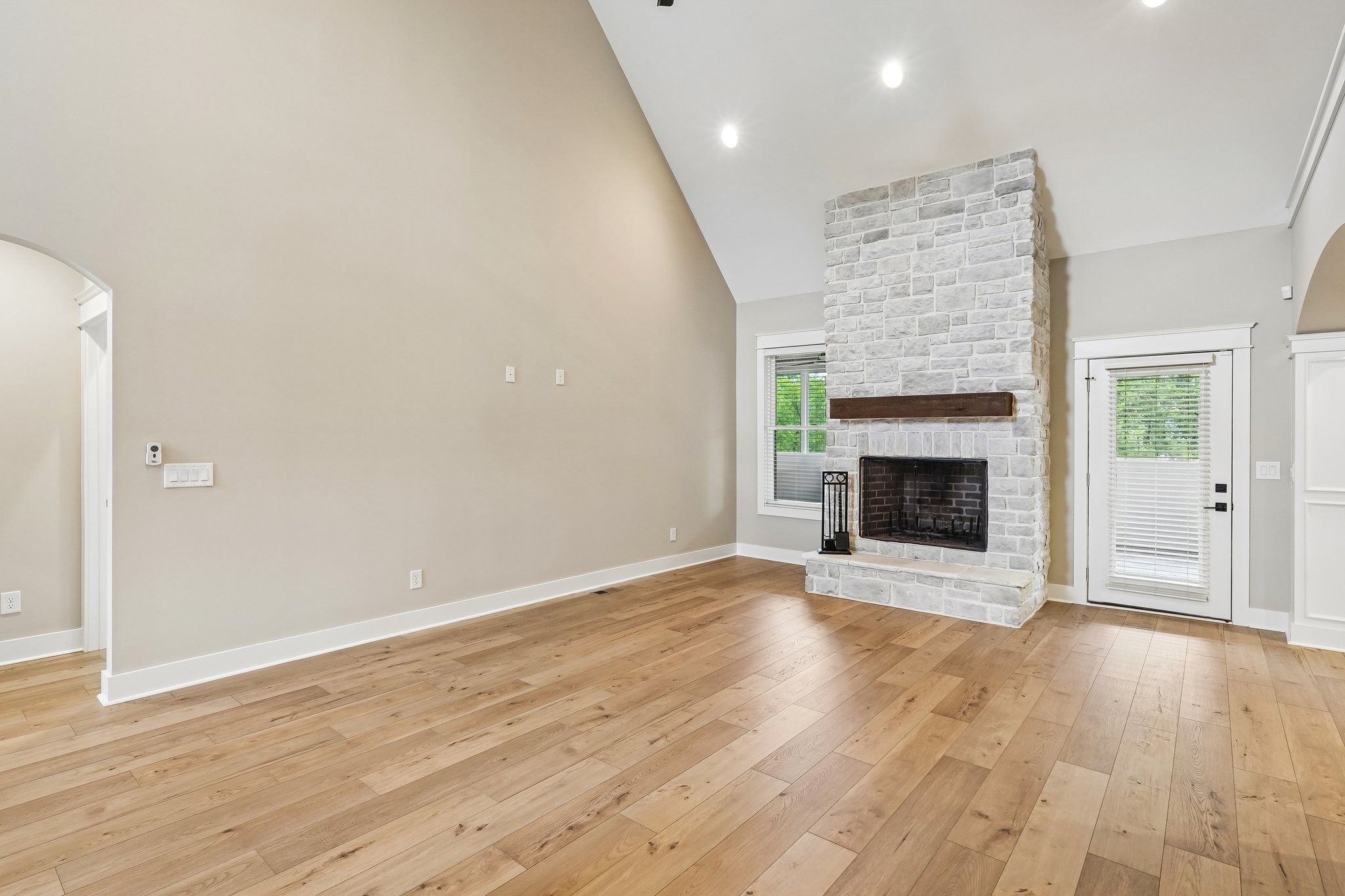 1003 Quillen Way Property Photo 11