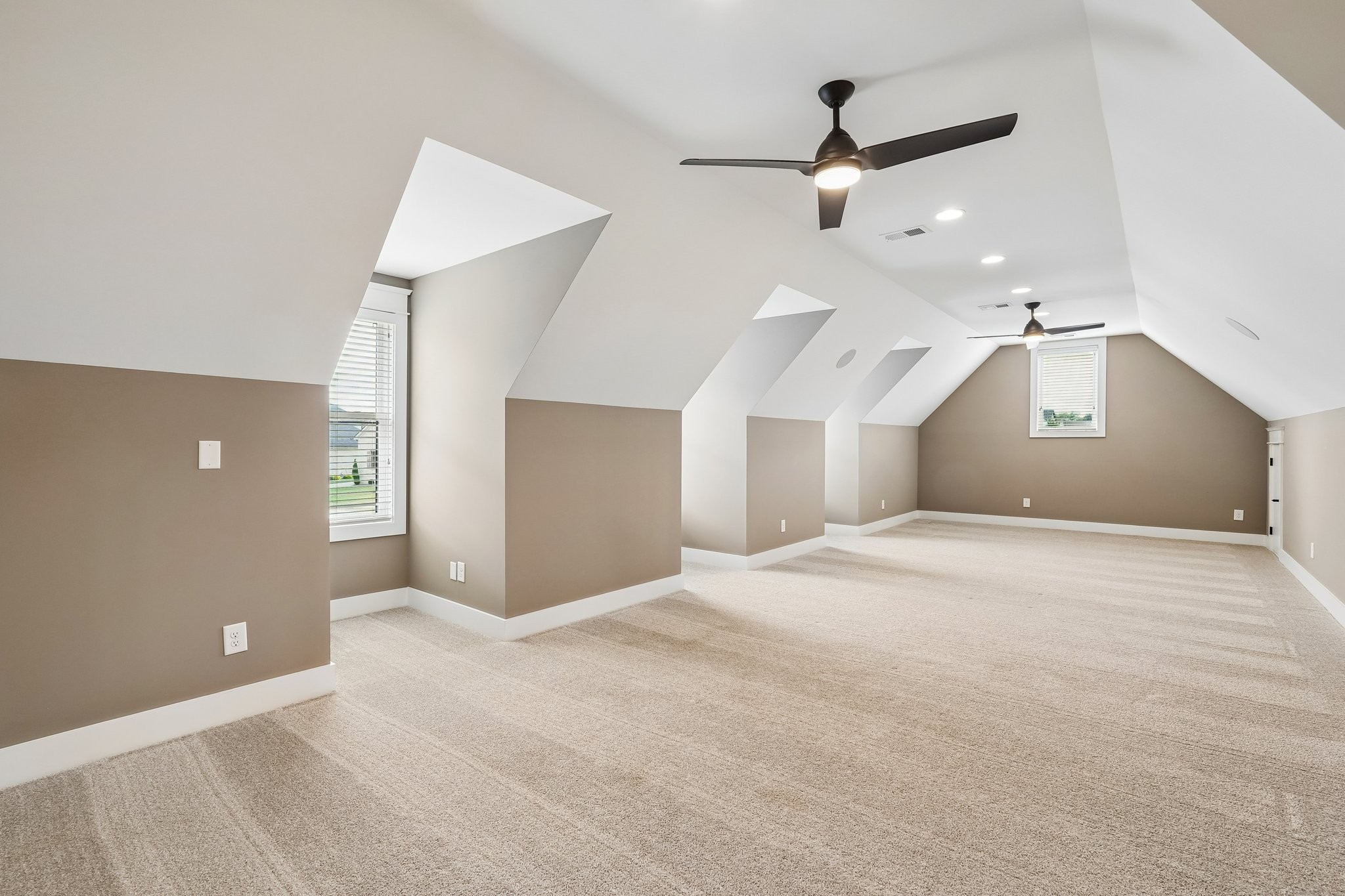 1003 Quillen Way Property Photo 34