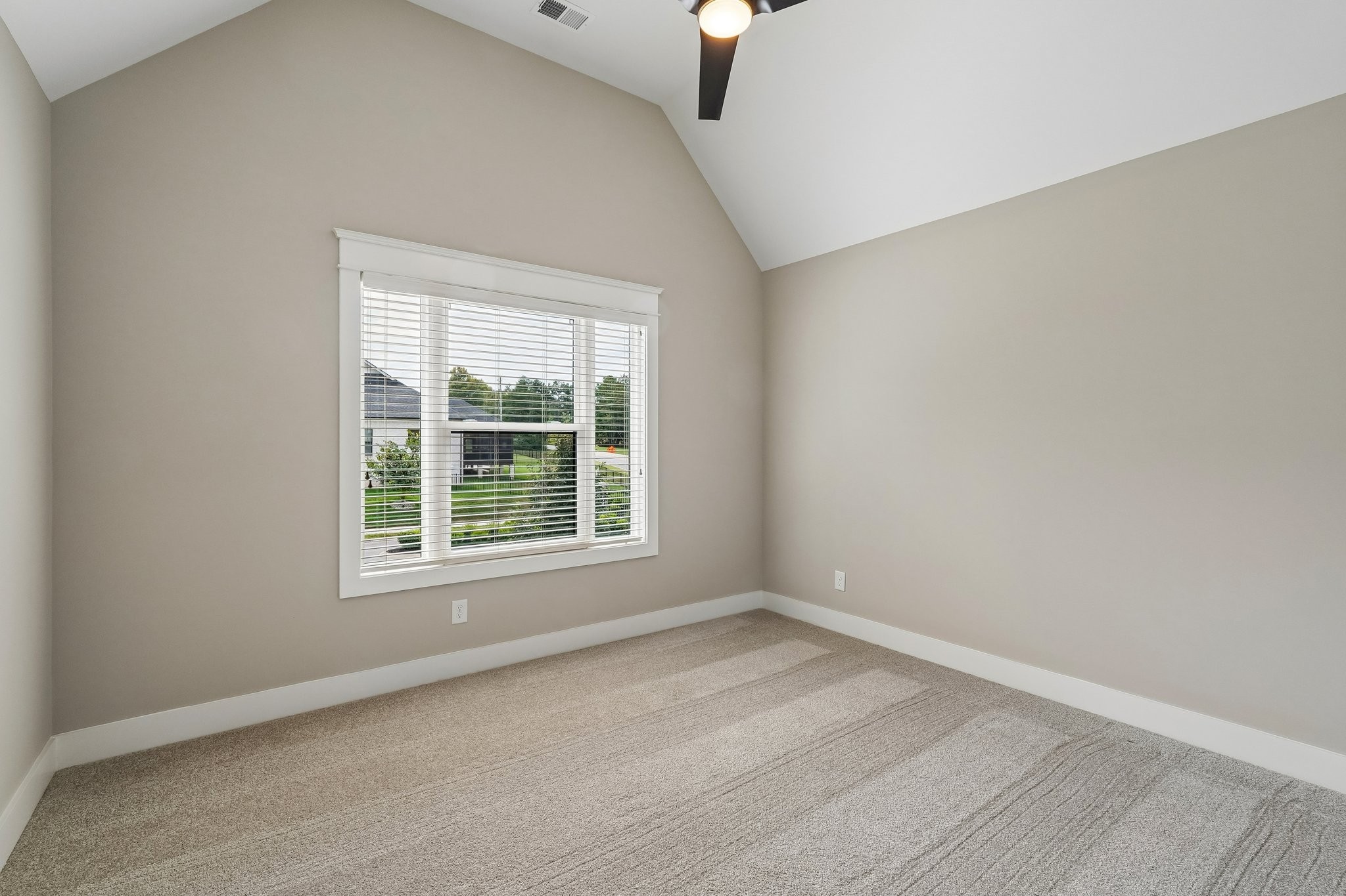 1003 Quillen Way Property Photo 38