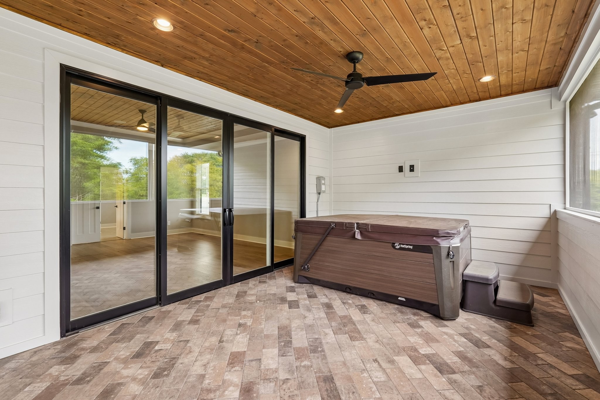 1003 Quillen Way Property Photo 40