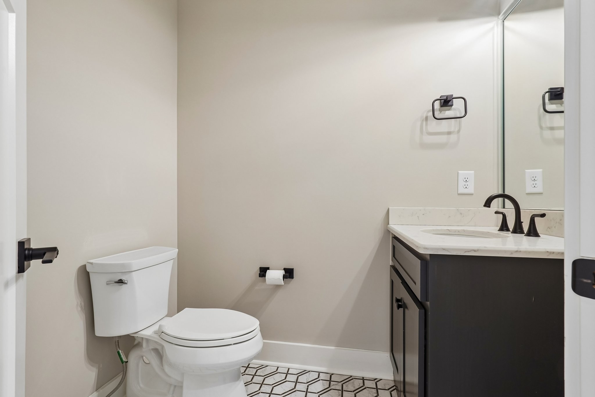 1003 Quillen Way Property Photo 44