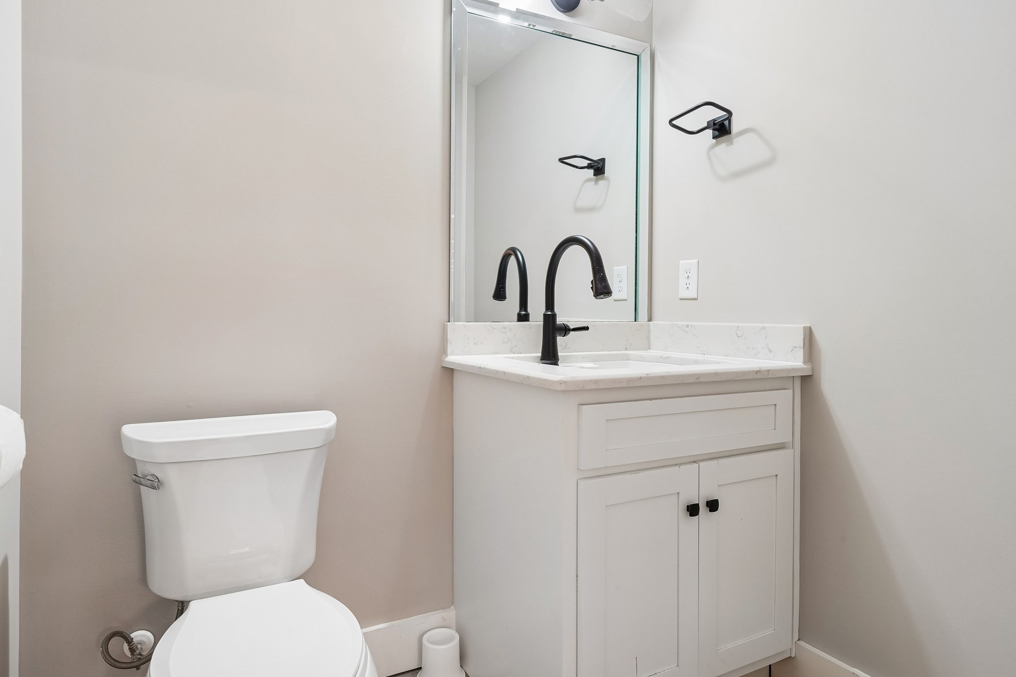 1003 Quillen Way Property Photo 47