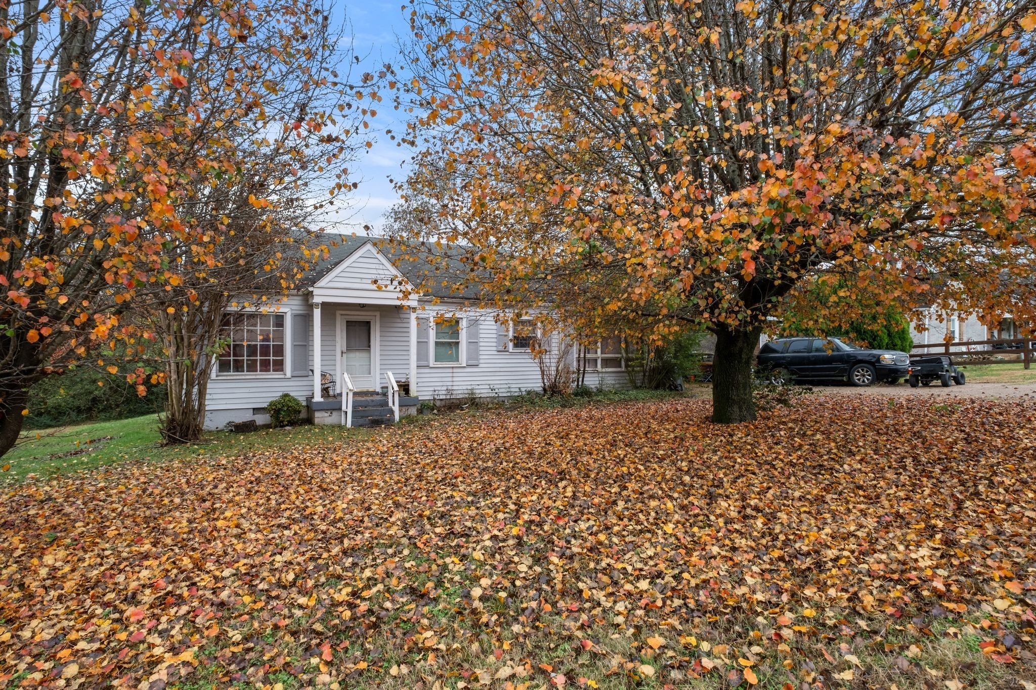 4252 Woods St Property Photo 1