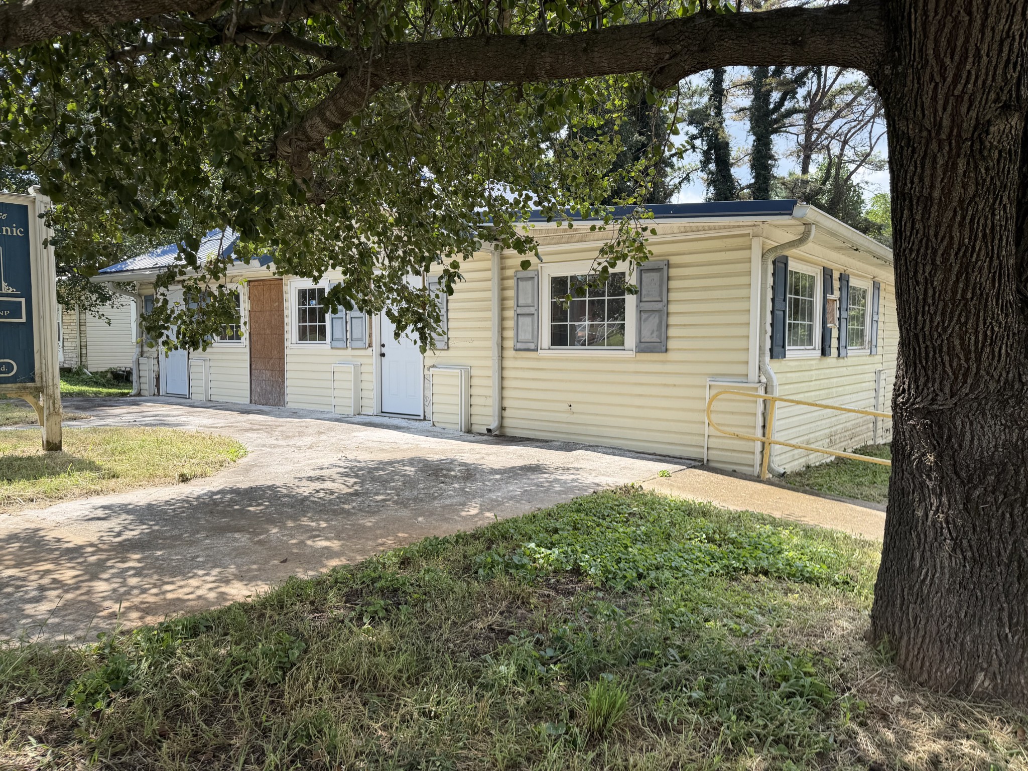 609 Buffalo Rd Property Photo 1