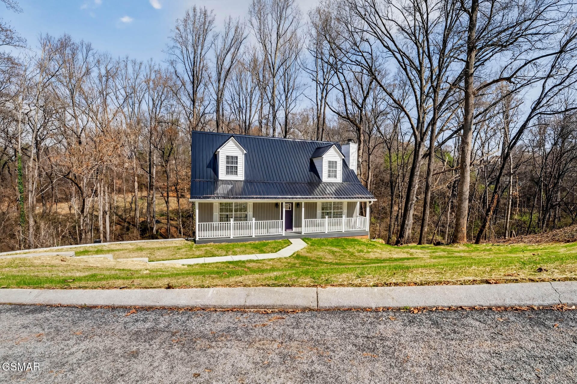1050 Briar Court