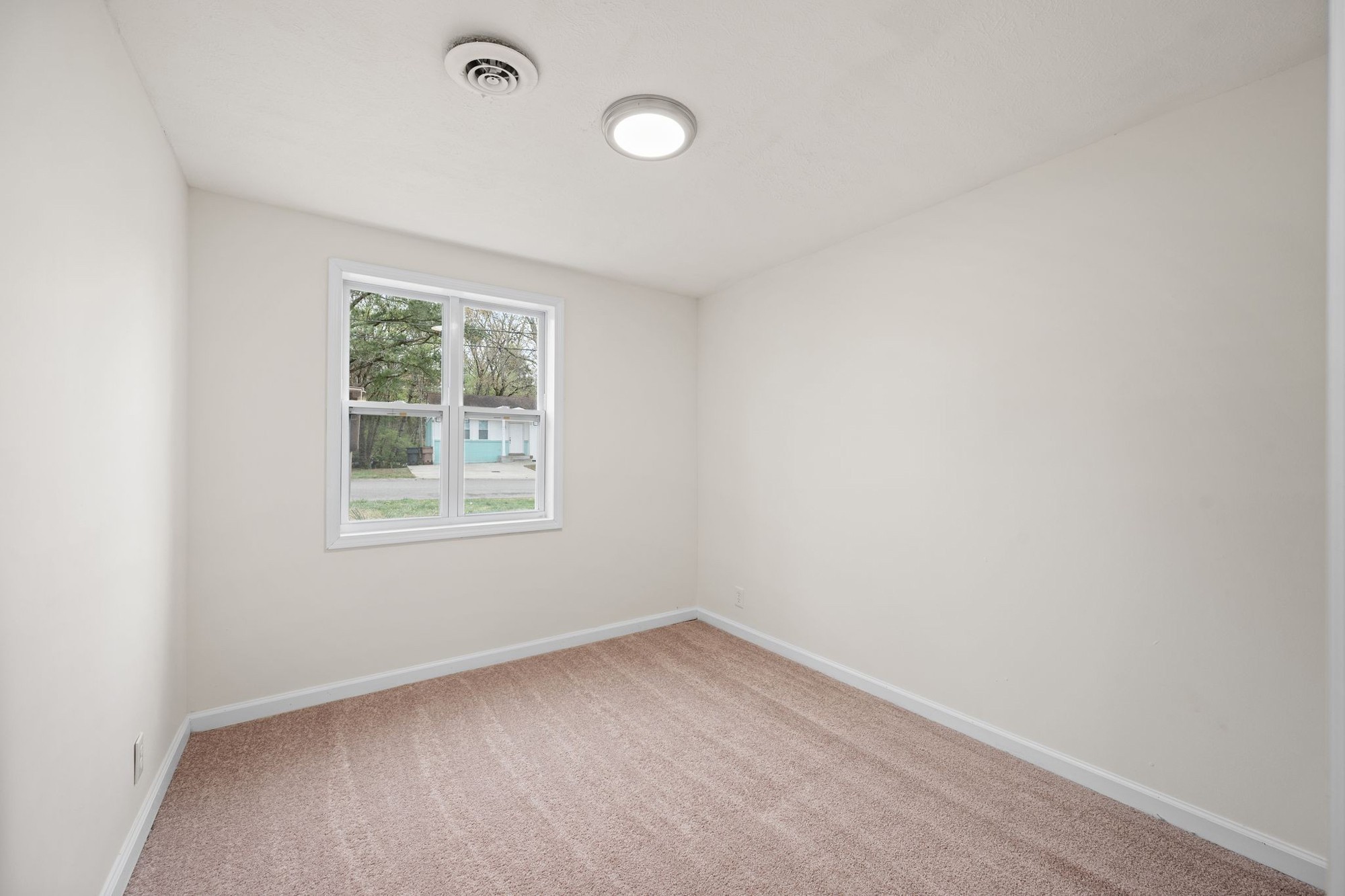 4836 Barclay Square Dr Property Photo 20
