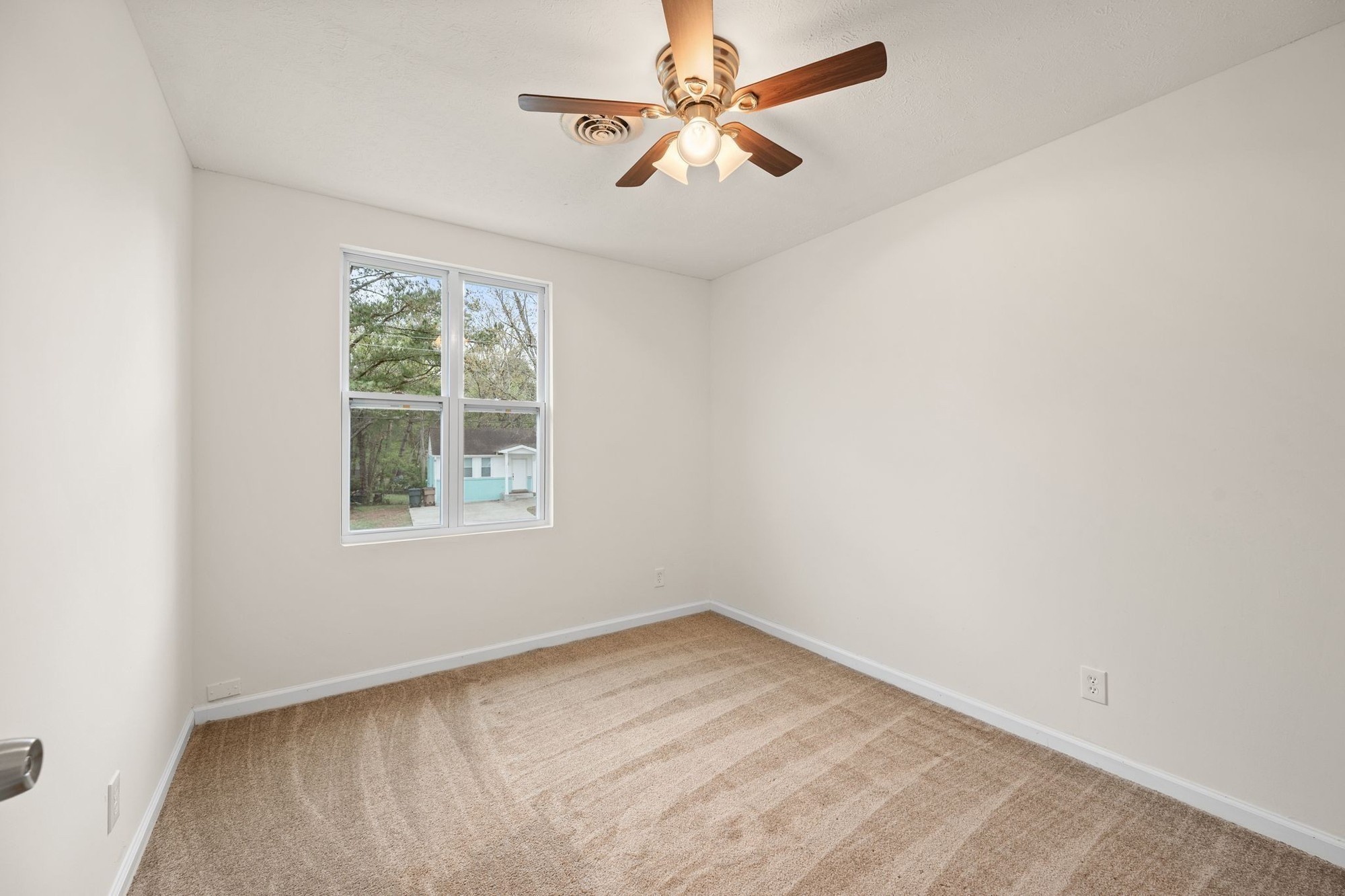 4836 Barclay Square Dr Property Photo 22