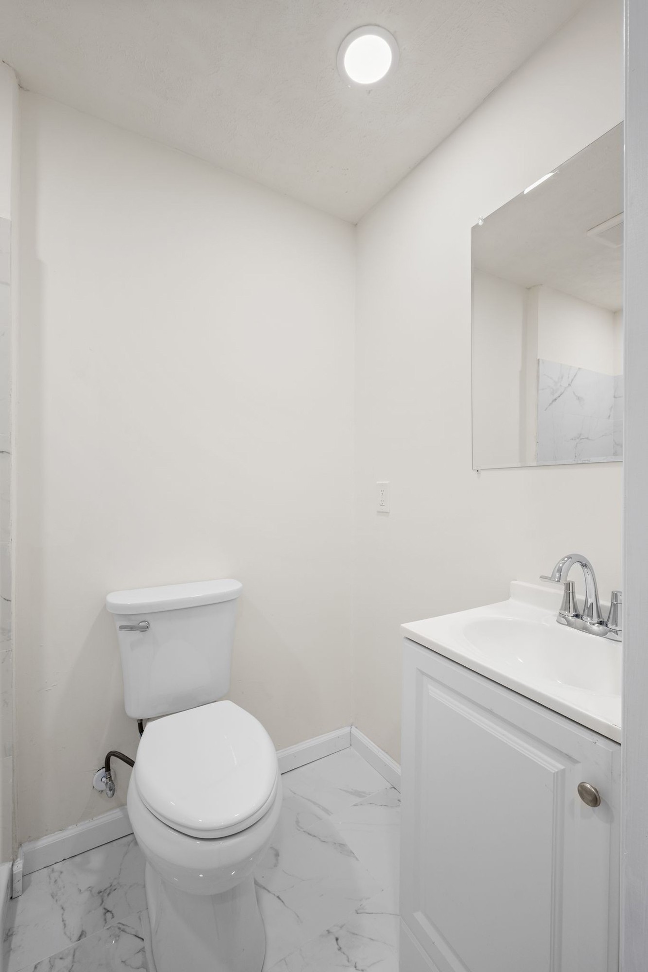 4836 Barclay Square Dr Property Photo 23