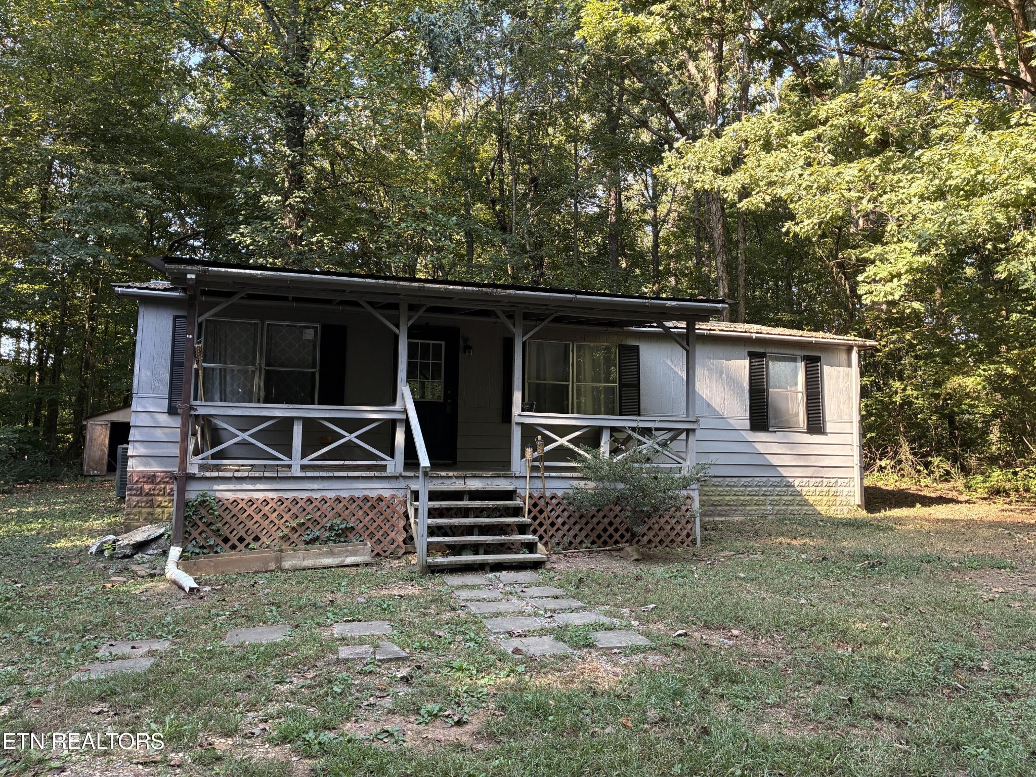 182 County Road 703 Property Photo 1