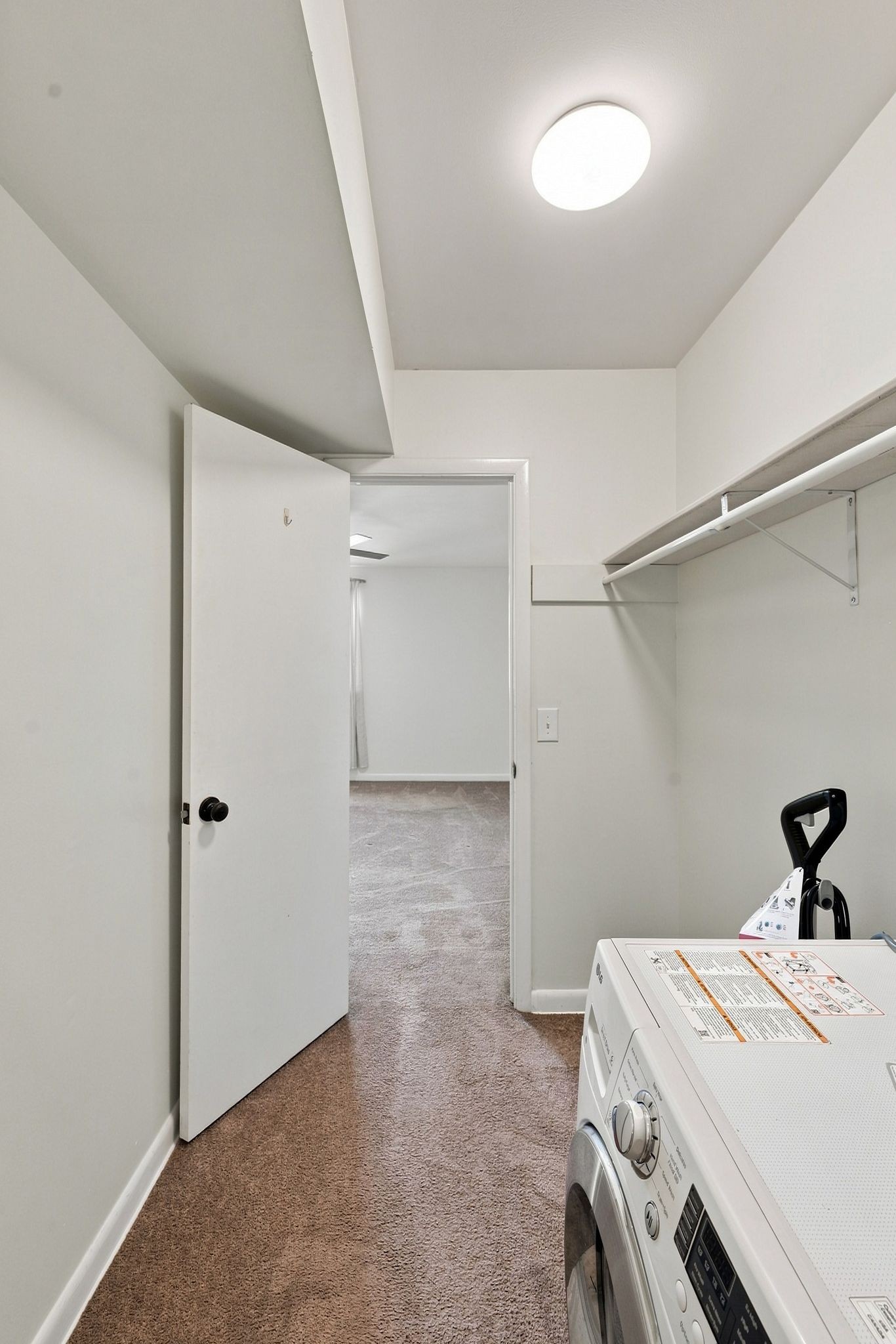 420 Walton Ln Property Photo 21