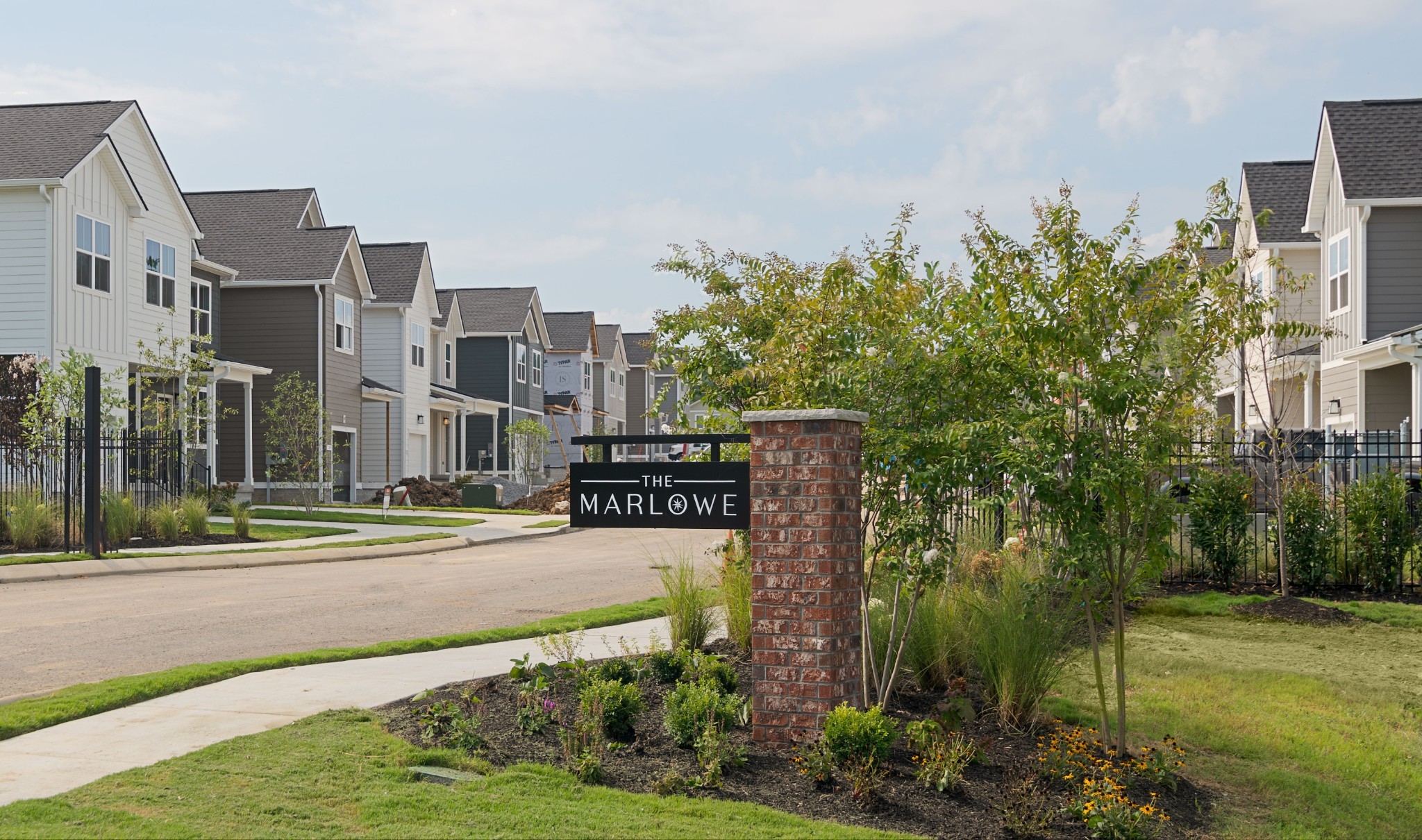 1116 Marlowe Lndg Property Photo 2