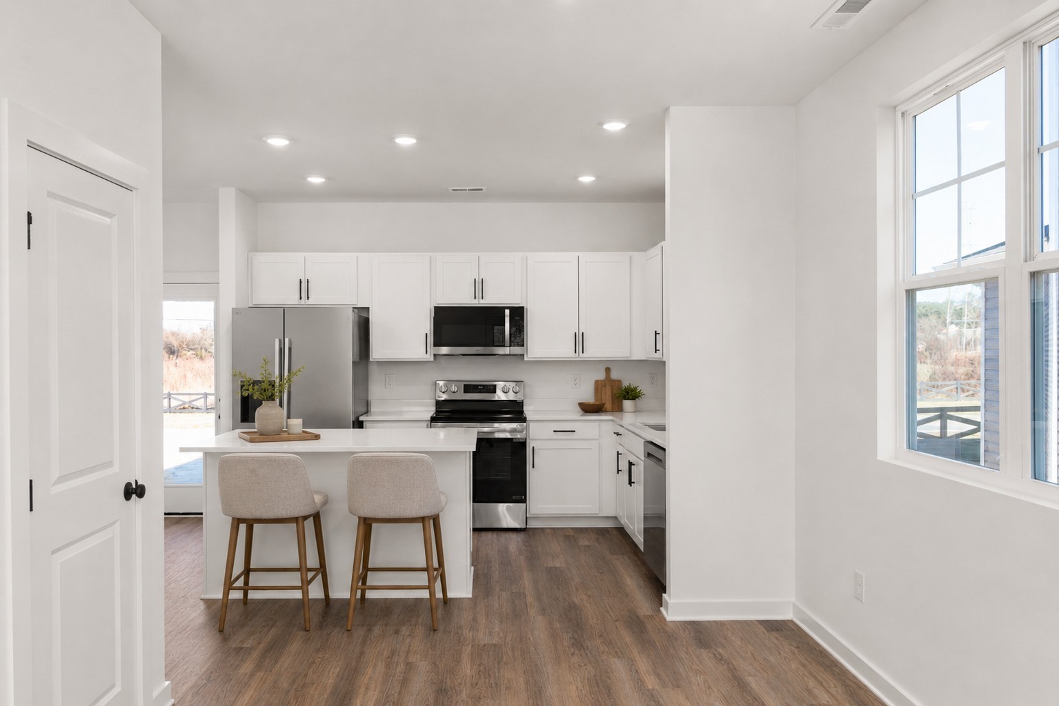1116 Marlowe Lndg Property Photo 7