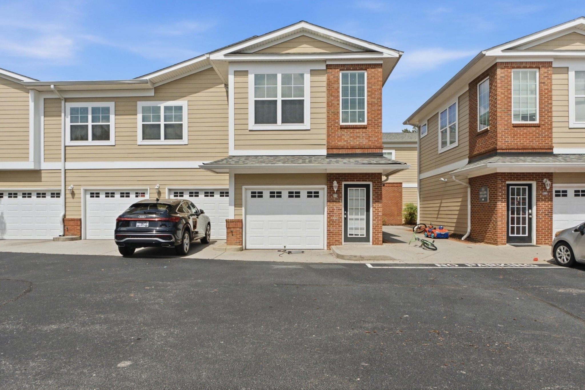 1201 Regency Court Property Photo 1