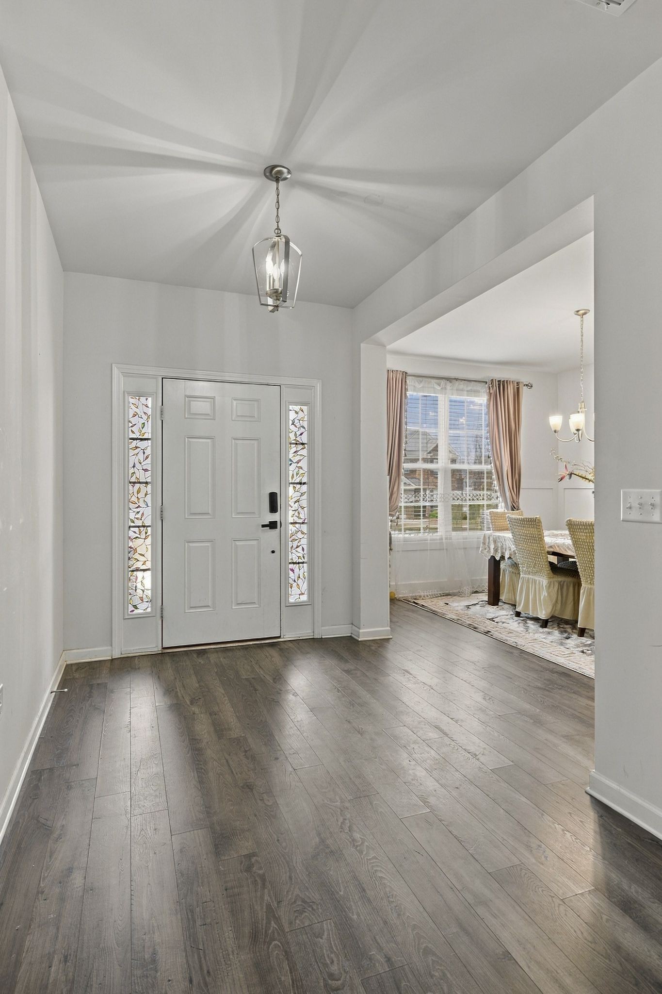 2932 Hardwick St, N Property Photo 7