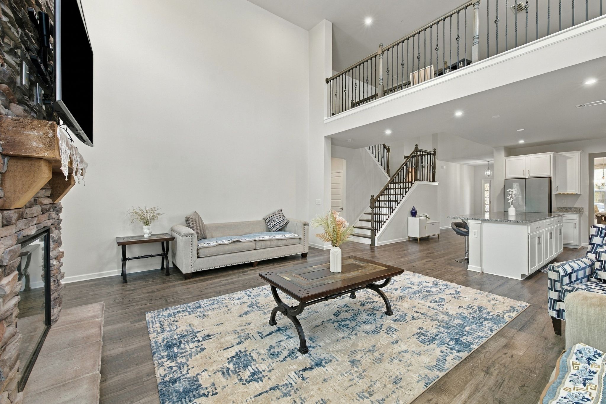 2932 Hardwick St, N Property Photo 16