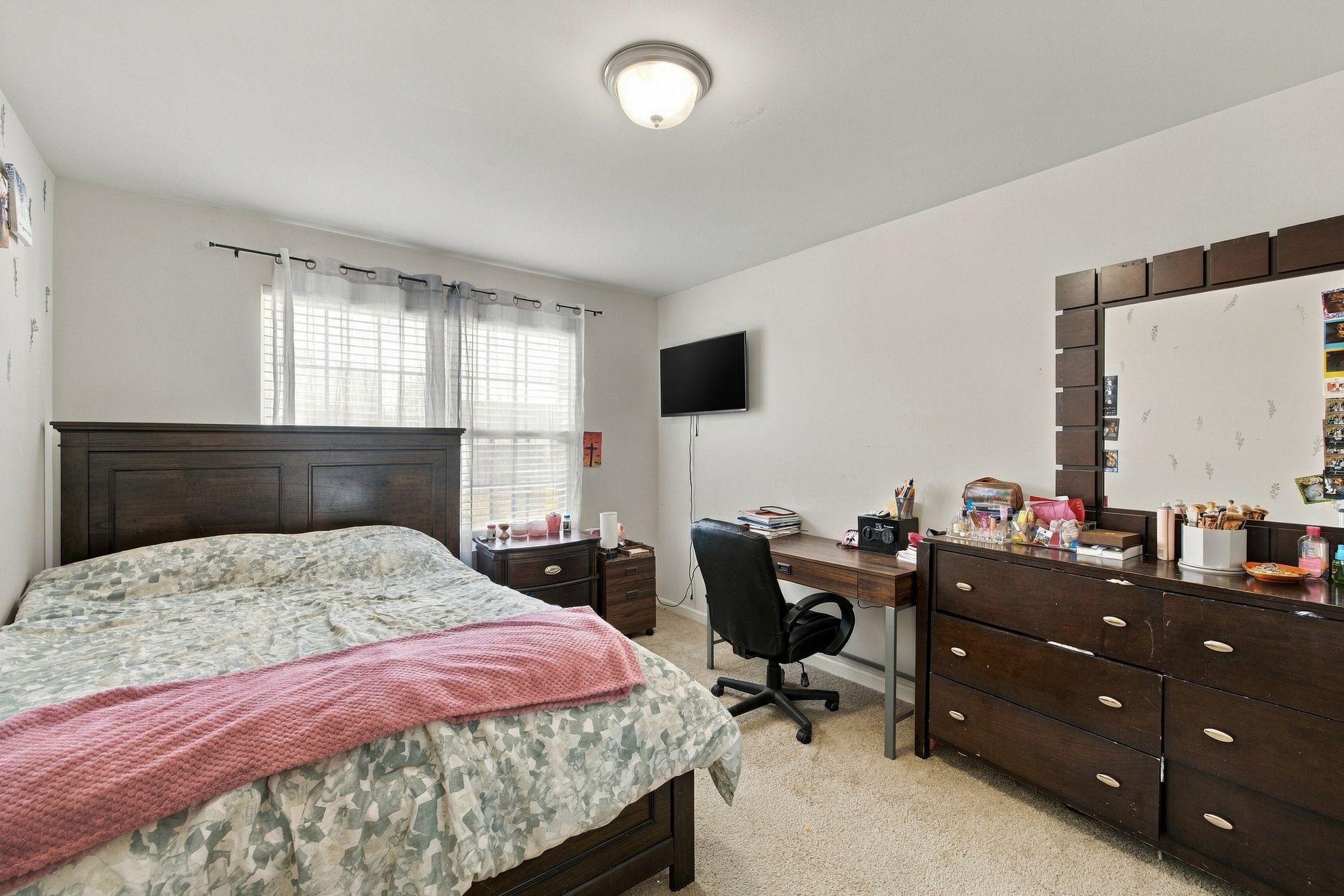 2932 Hardwick St, N Property Photo 27