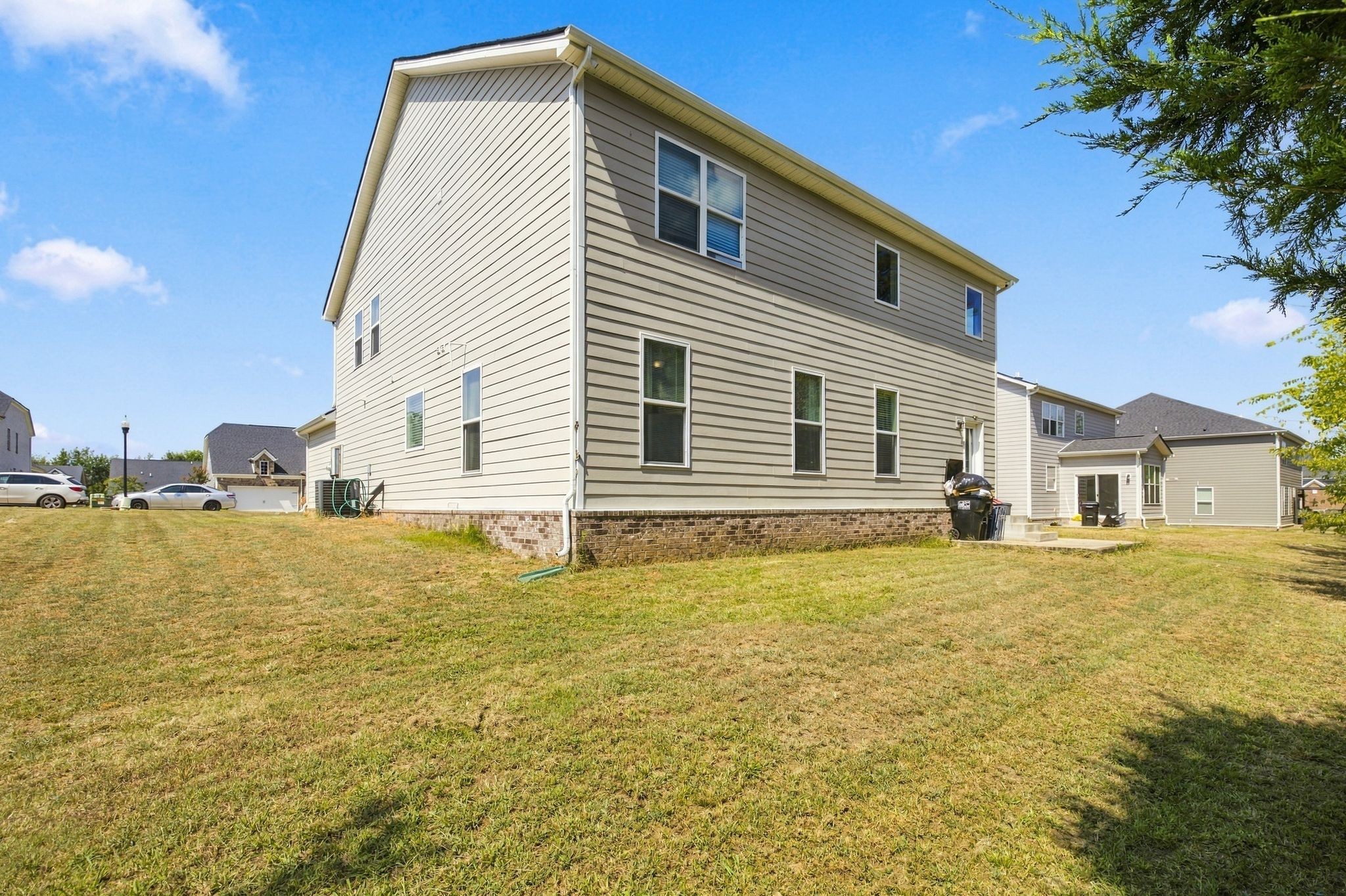 2932 Hardwick St, N Property Photo 38