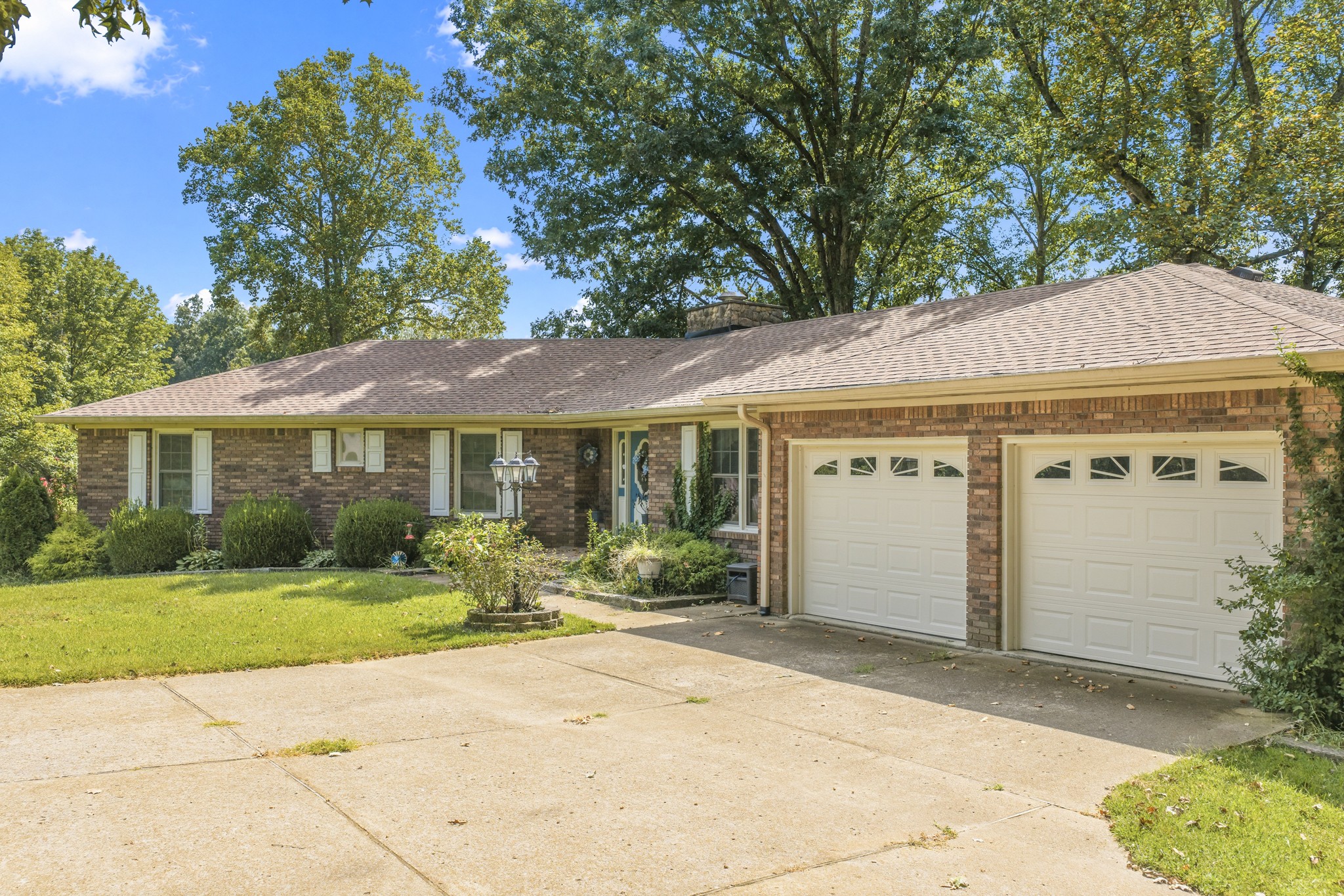 663 Asbury Rd Property Photo 12