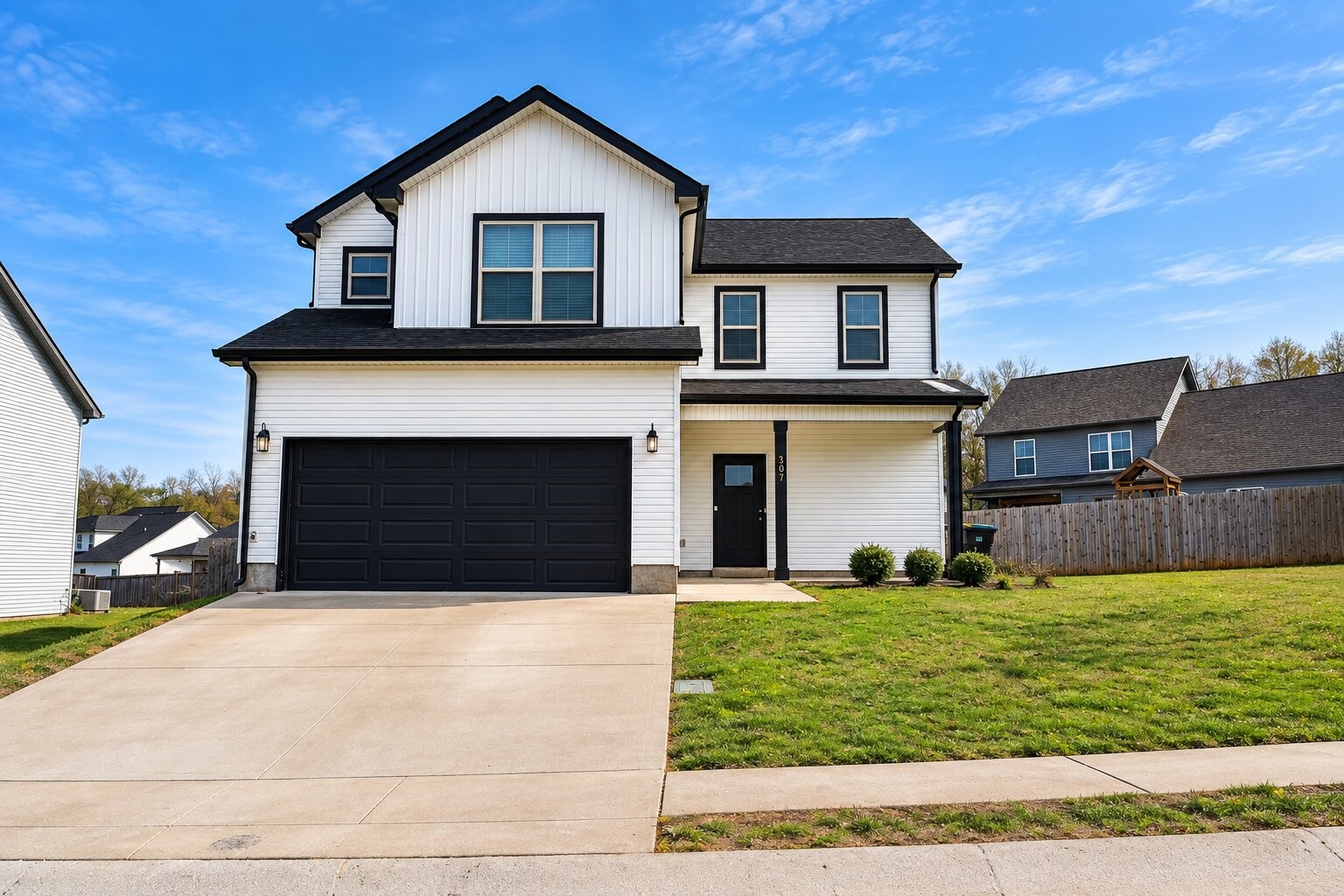 307 Lugano Ln Property Photo 1