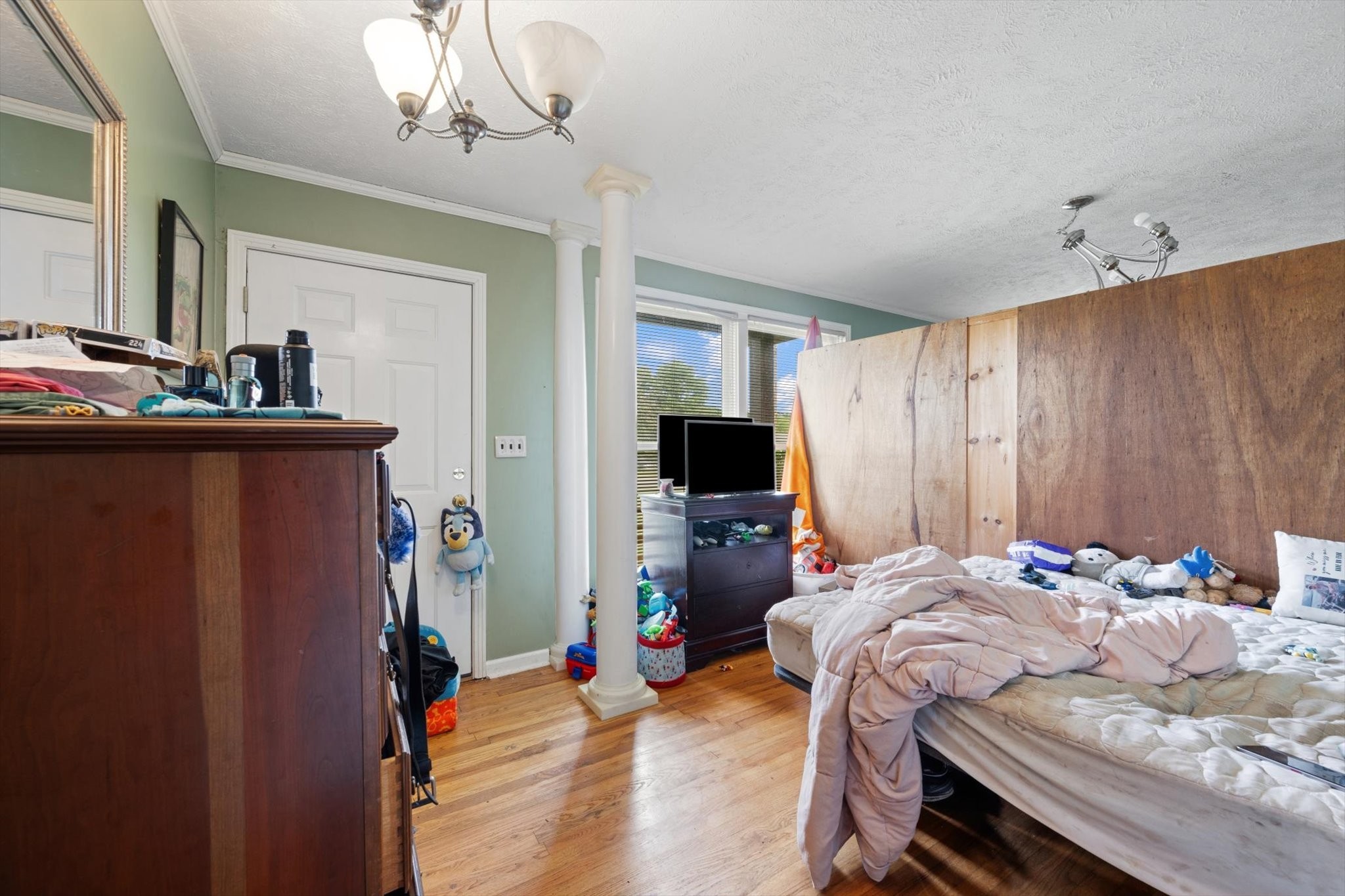 411 Colgate Ave Property Photo 11