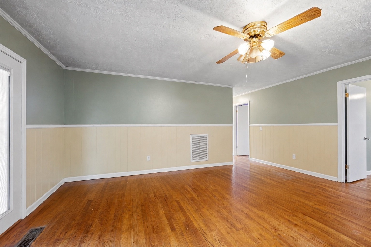 411 Colgate Ave Property Photo 16