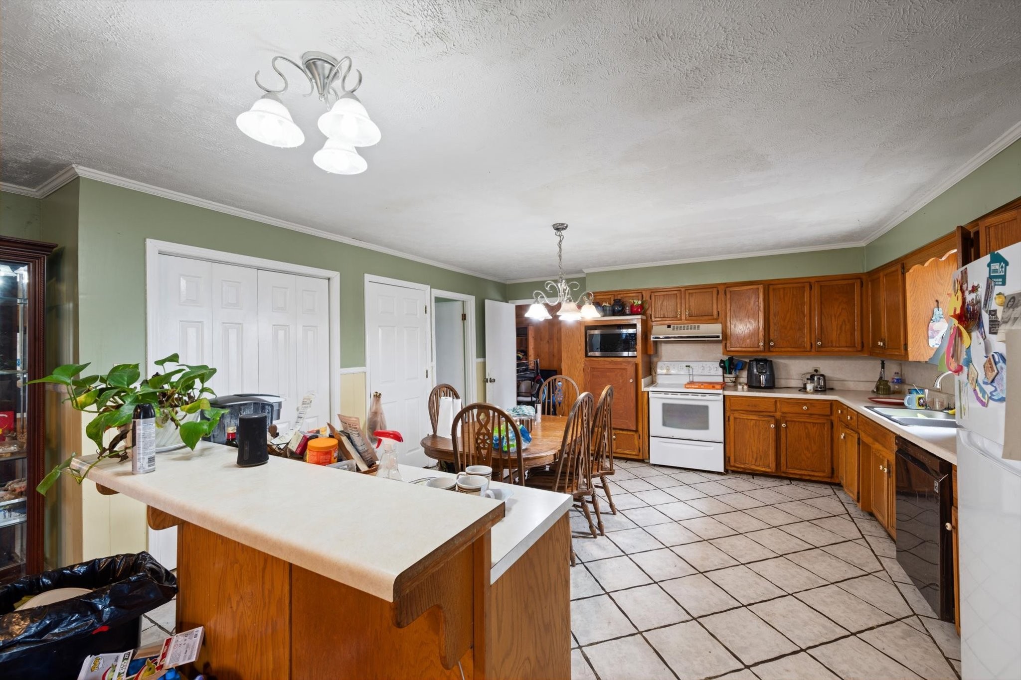 411 Colgate Ave Property Photo 24