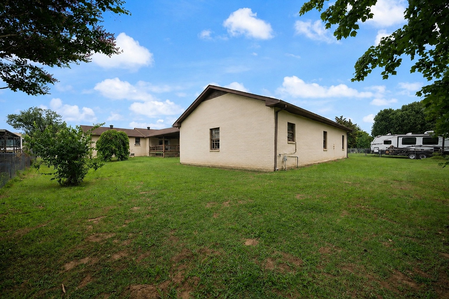 411 Colgate Ave Property Photo 45