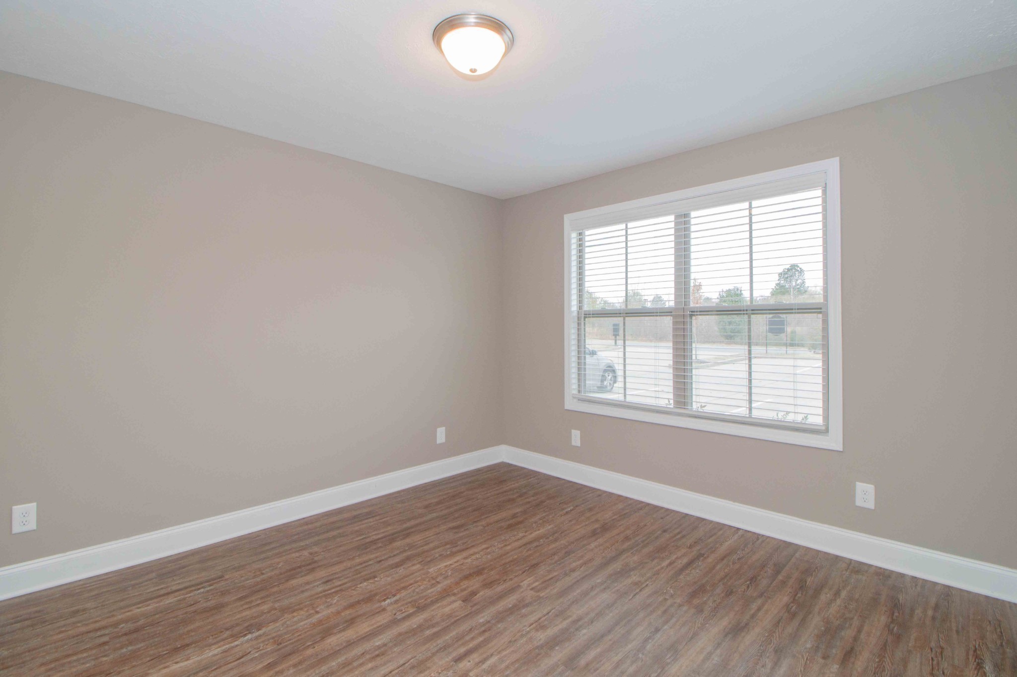 325 Landrum Place Property Photo 2
