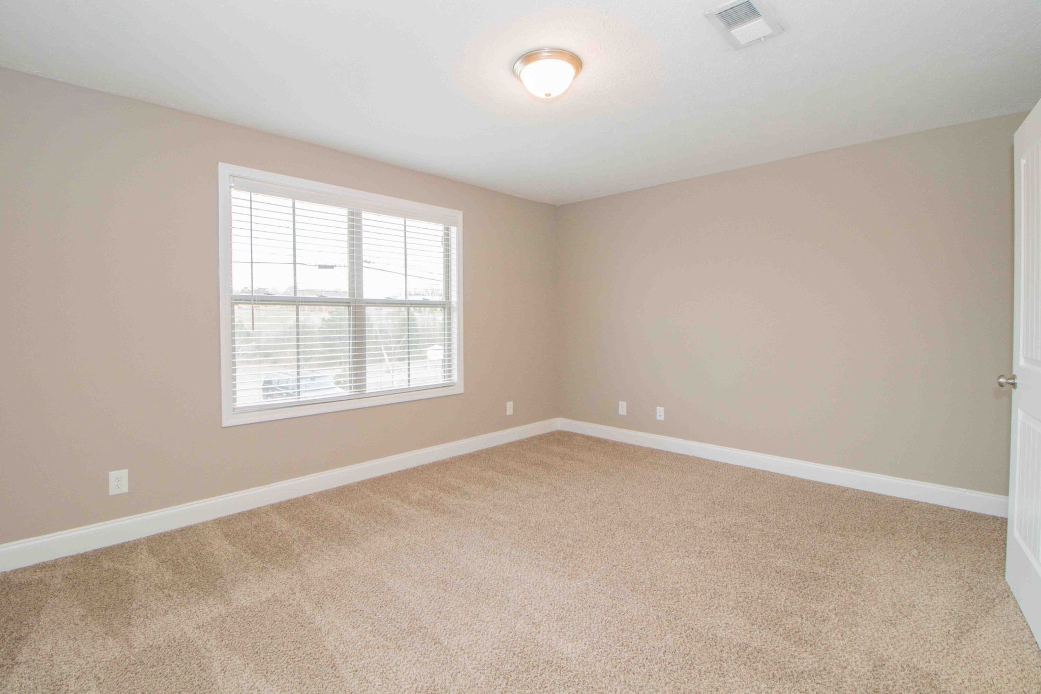 325 Landrum Place Property Photo 18