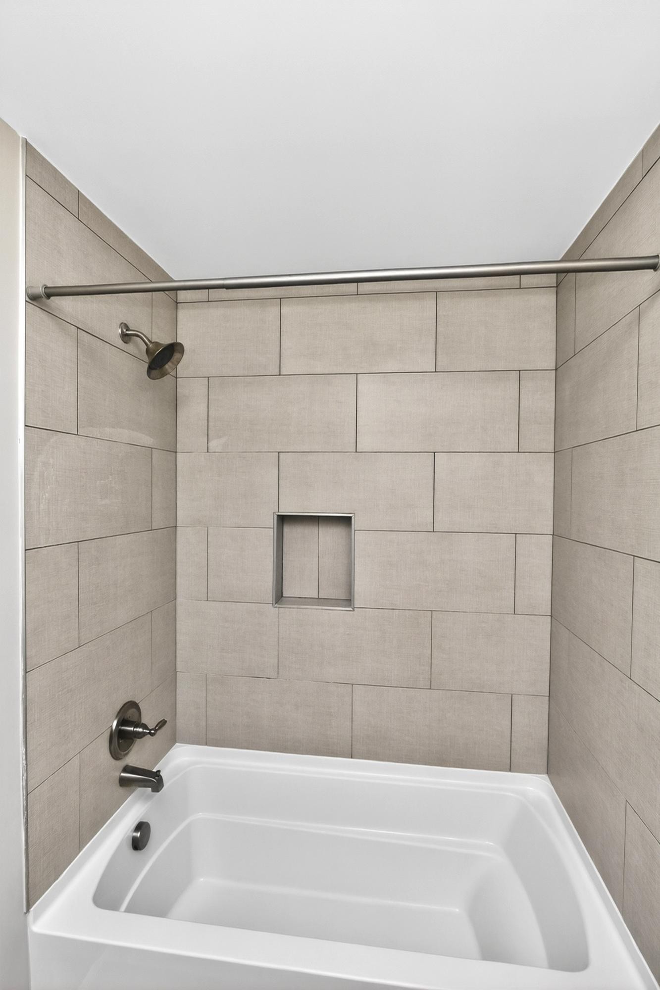 841 Hastings St Property Photo 20