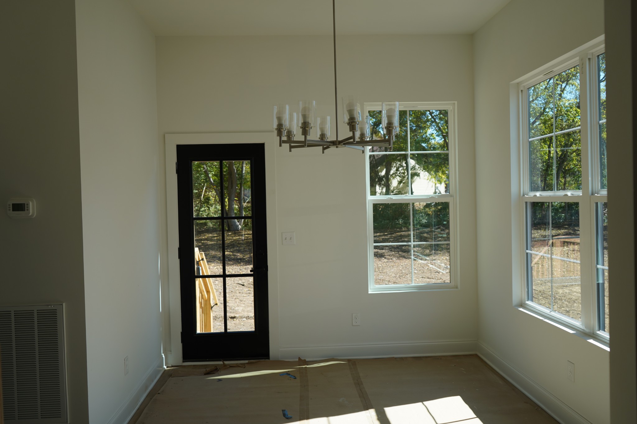 725 Idlewild Dr Property Photo 4