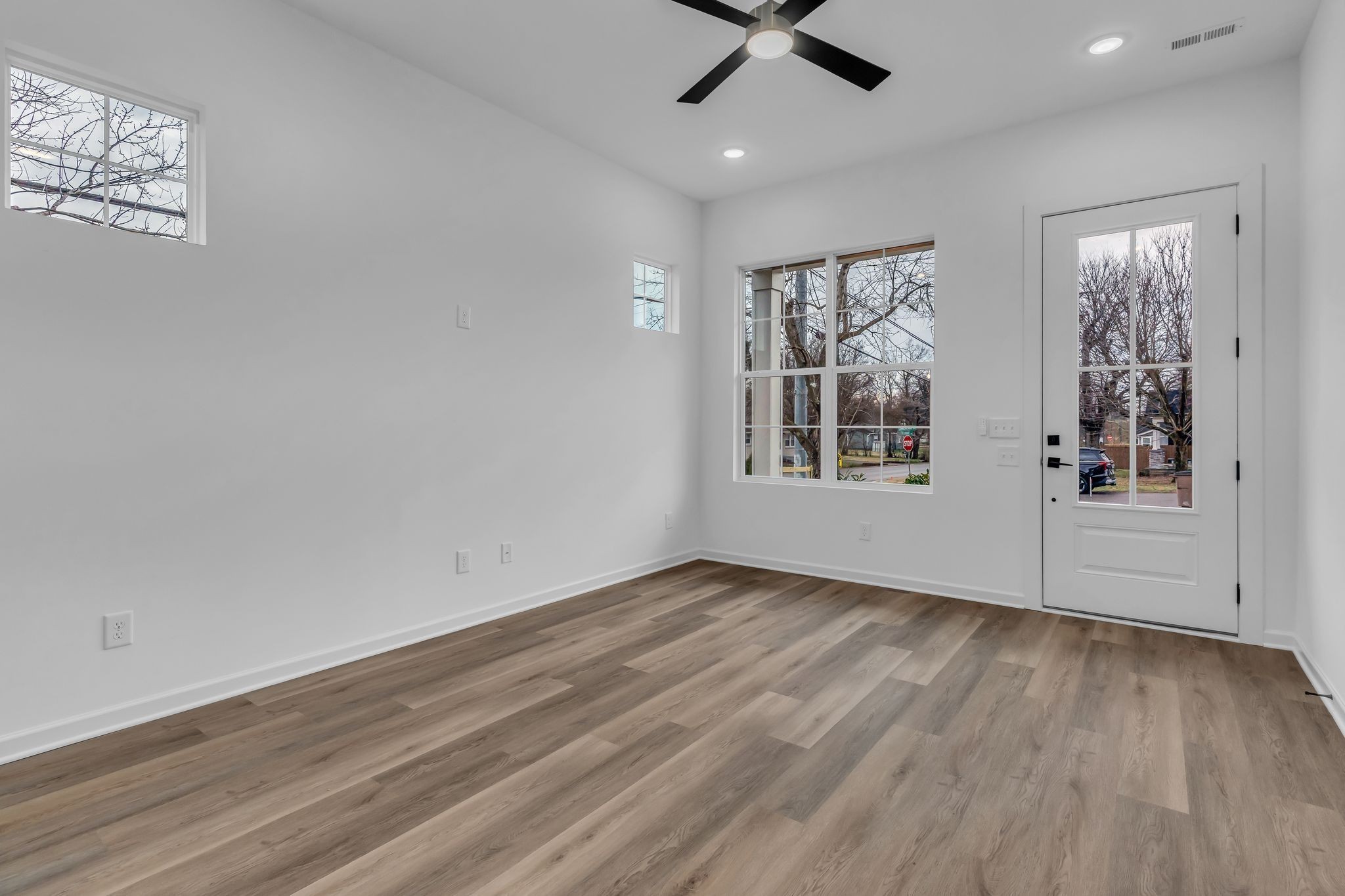 725 Idlewild Dr Property Photo 18