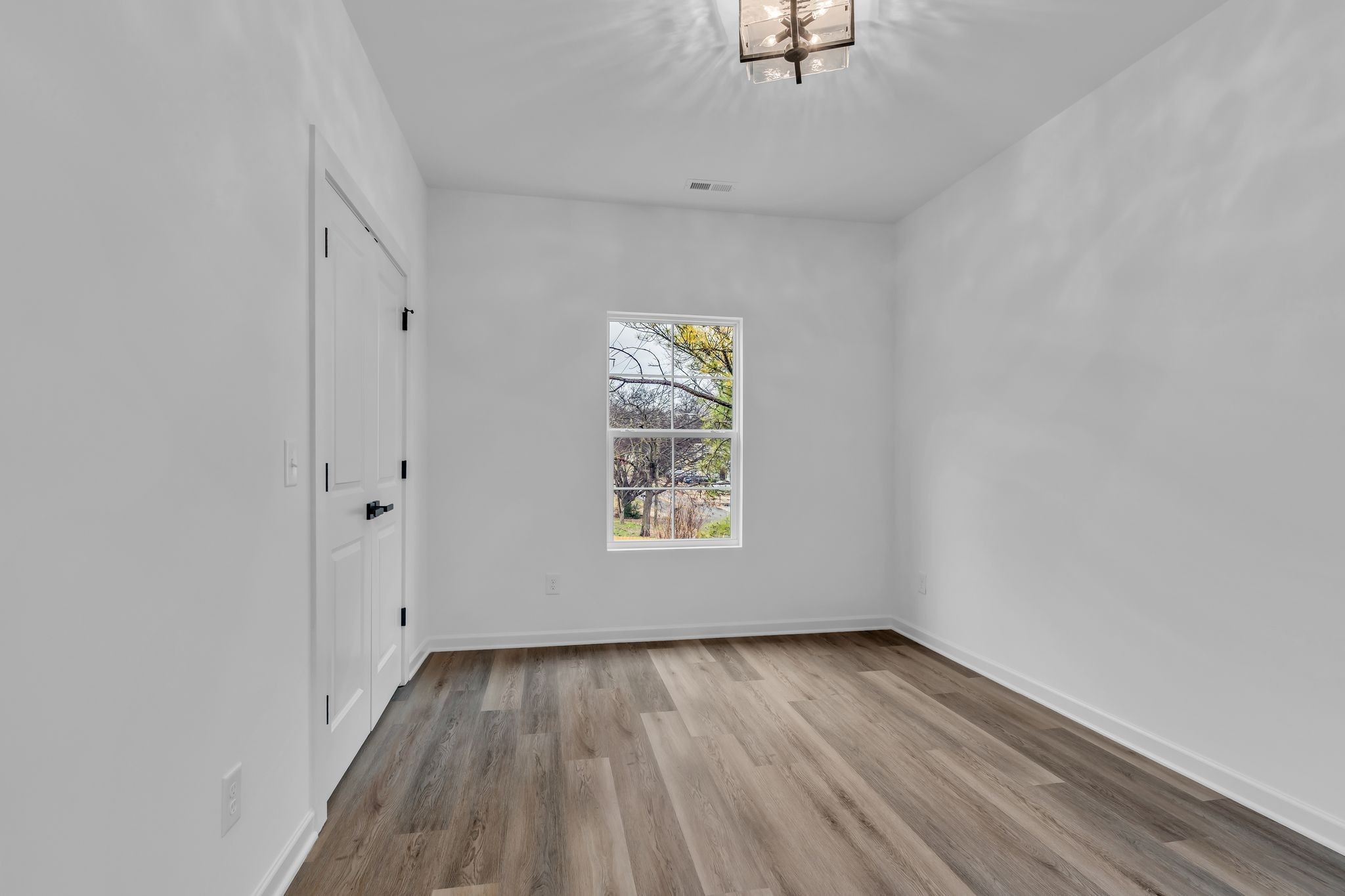 725 Idlewild Dr Property Photo 24
