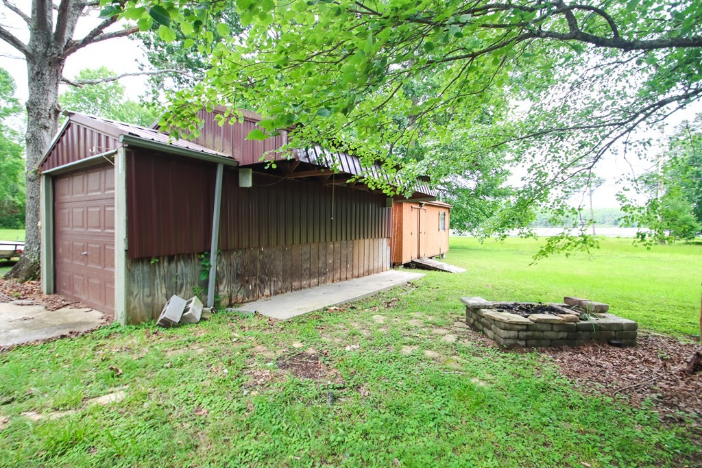 210 Kingwood Dr Property Photo 30