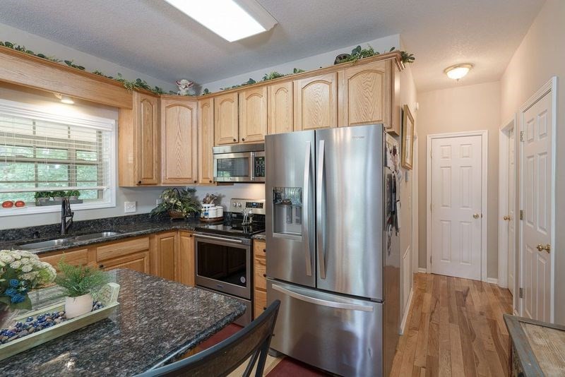 334 Avery Scroggs Rd Property Photo 13
