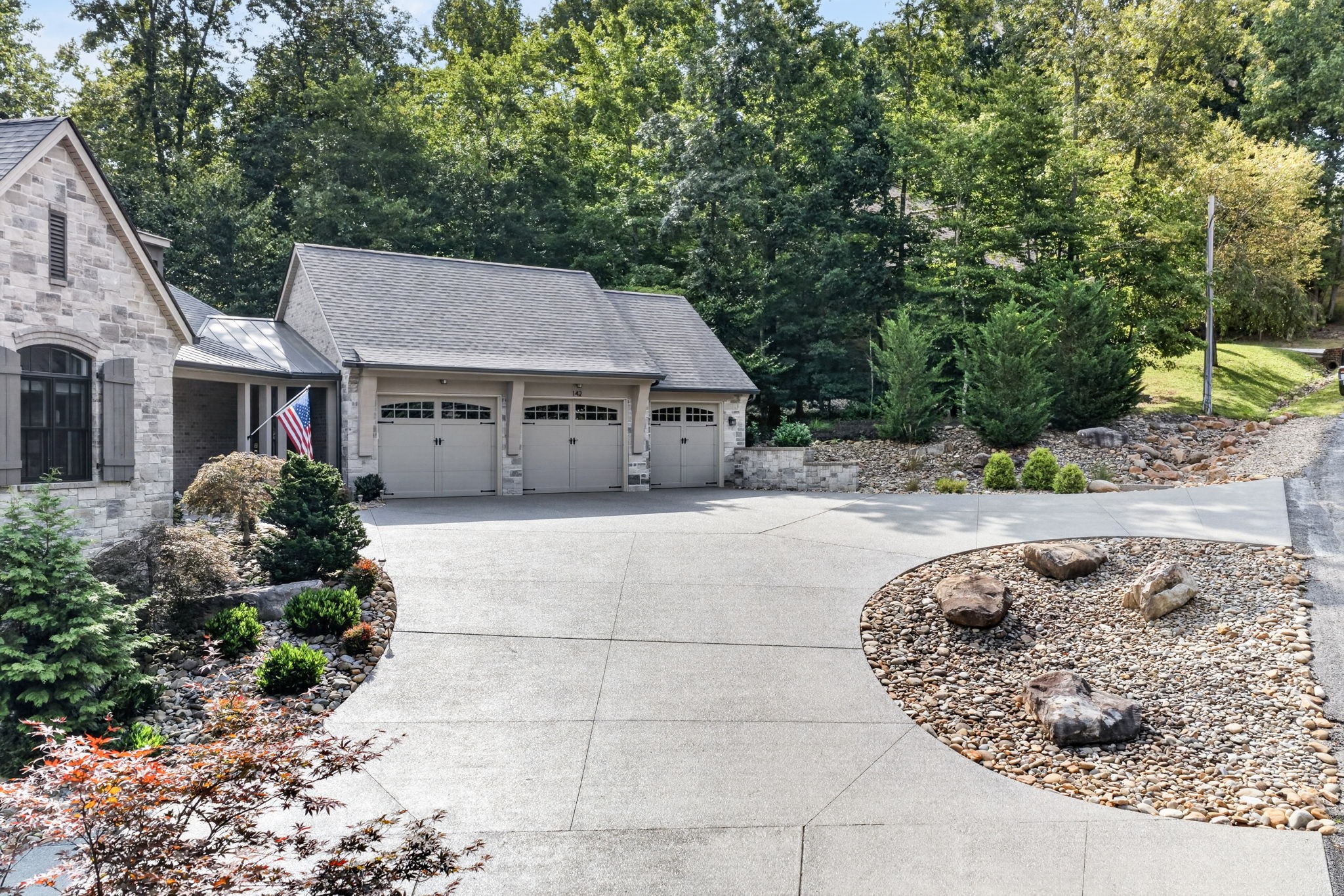142 Pineridge Loop Property Photo 7